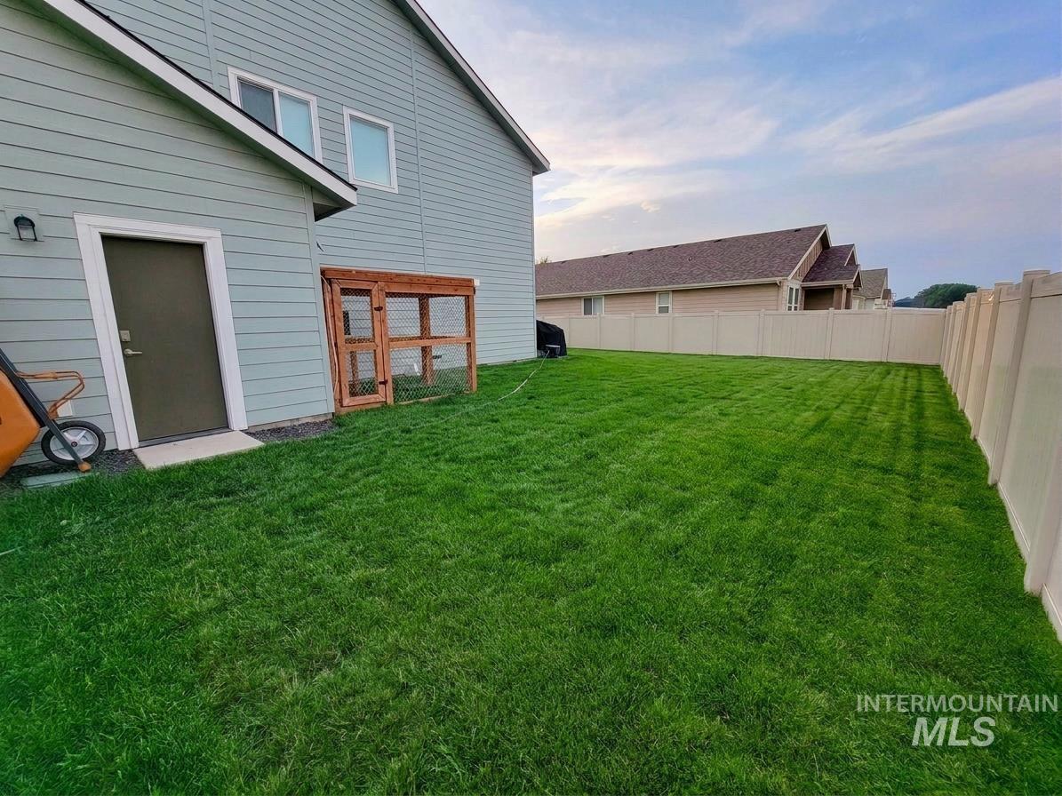 3282 E Mossy Cove St, Nampa, Idaho 83686, 4 Bedrooms, 2.5 Bathrooms, Residential For Sale, Price $514,900, 98993390