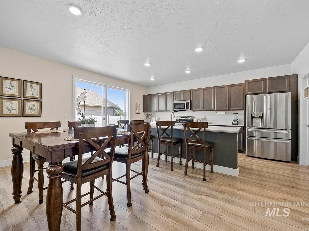 3282 E Mossy Cove St, Nampa, Idaho 83686, 4 Bedrooms, 2.5 Bathrooms, Residential For Sale, Price $514,900, 98993390