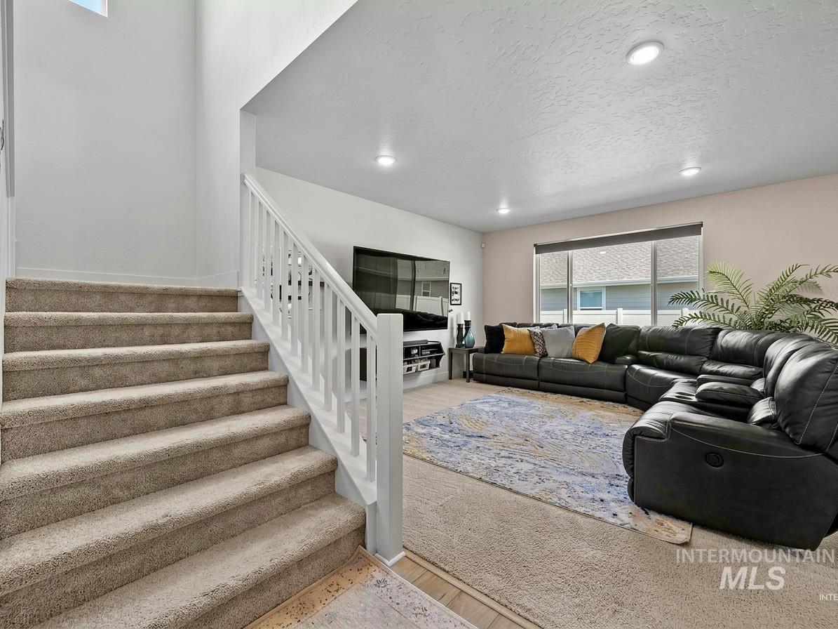 3282 E Mossy Cove St, Nampa, Idaho 83686, 4 Bedrooms, 2.5 Bathrooms, Residential For Sale, Price $514,900, 98993390