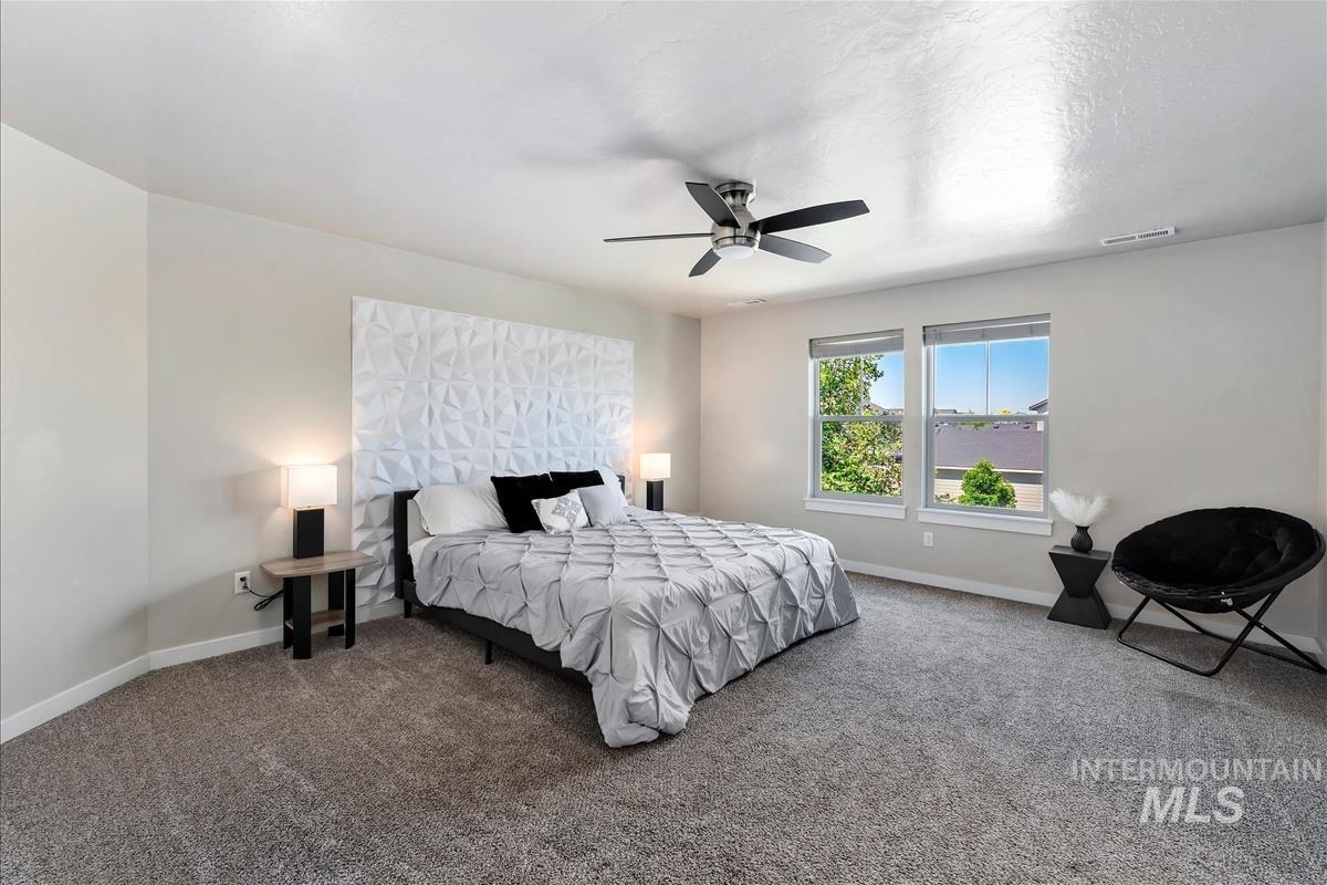 3374 S Glacier Bay Ave, Meridian, Idaho 83642, 3 Bedrooms, 2.5 Bathrooms, Residential For Sale, Price $480,000,MLS 98993391