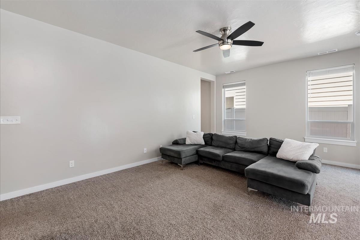 3374 S Glacier Bay Ave, Meridian, Idaho 83642, 3 Bedrooms, 2.5 Bathrooms, Residential For Sale, Price $480,000,MLS 98993391