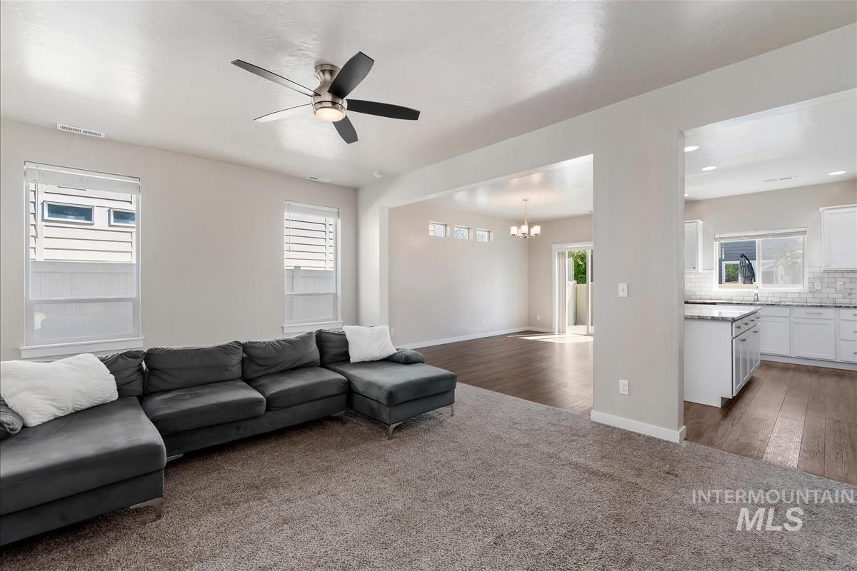 3374 S Glacier Bay Ave, Meridian, Idaho 83642, 3 Bedrooms, 2.5 Bathrooms, Residential For Sale, Price $480,000,MLS 98993391