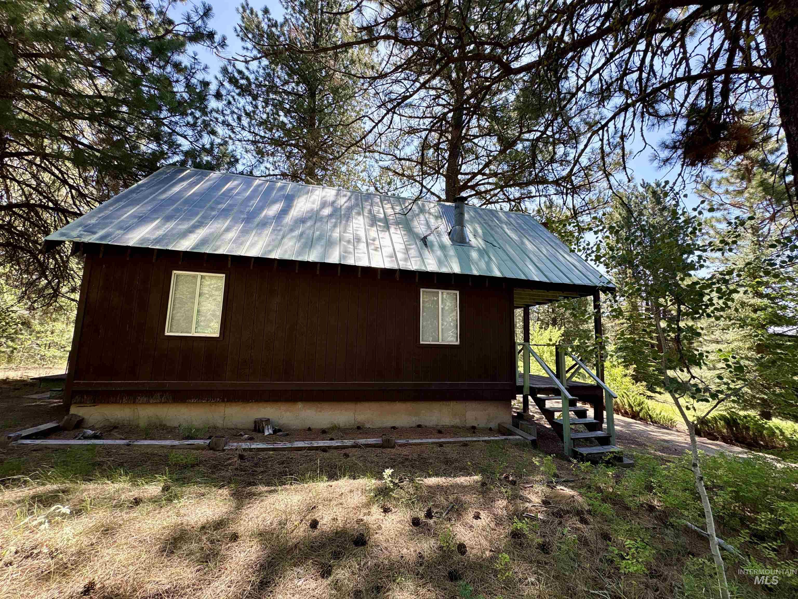 1100 Strawberry Loop Rd, Prairie, Idaho 83647, 1 Bedroom, 1 Bathroom, Residential For Sale, Price $295,000,MLS 98993393