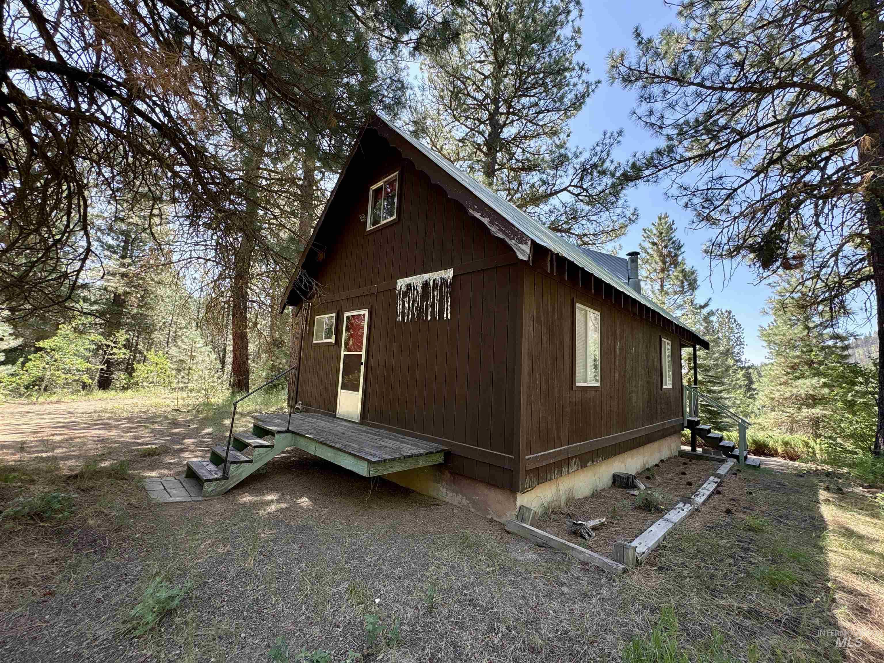 1100 Strawberry Loop Rd, Prairie, Idaho 83647, 1 Bedroom, 1 Bathroom, Residential For Sale, Price $295,000,MLS 98993393