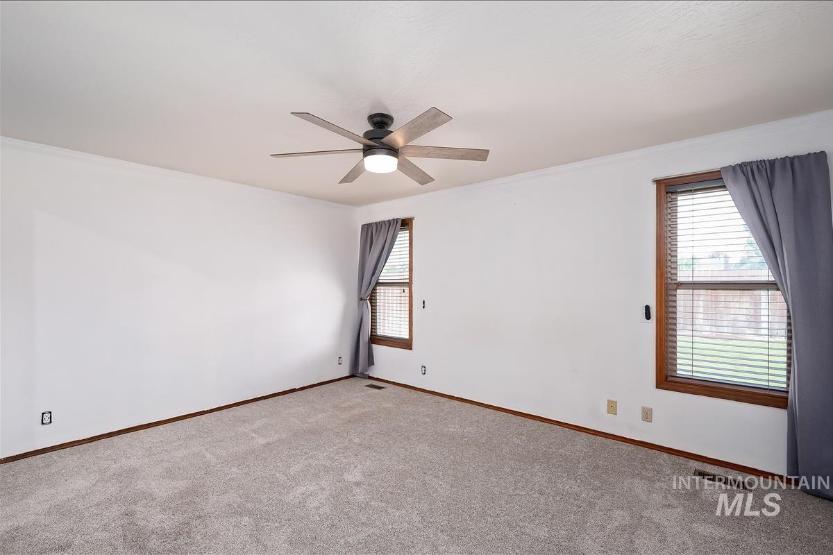 82 S. Heather, Nampa, Idaho 83651, 3 Bedrooms, 2 Bathrooms, Residential For Sale, Price $419,900, 98993395