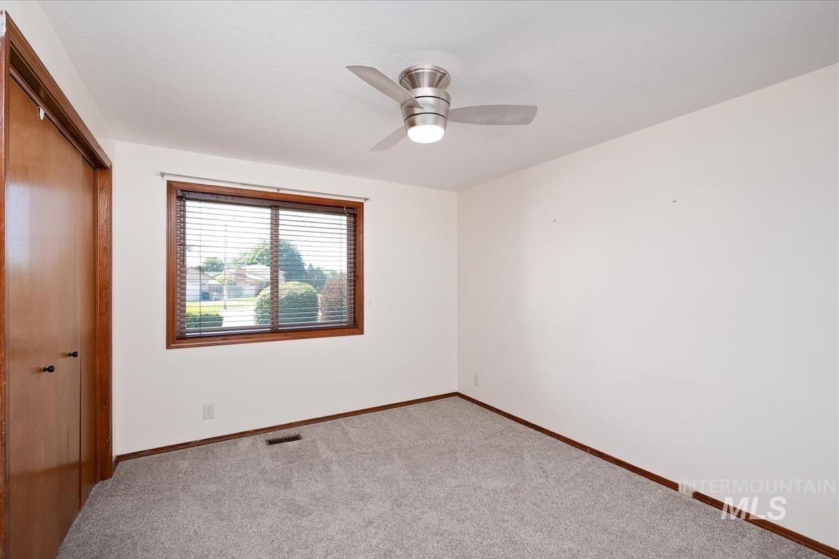 82 S. Heather, Nampa, Idaho 83651, 3 Bedrooms, 2 Bathrooms, Residential For Sale, Price $419,900, 98993395