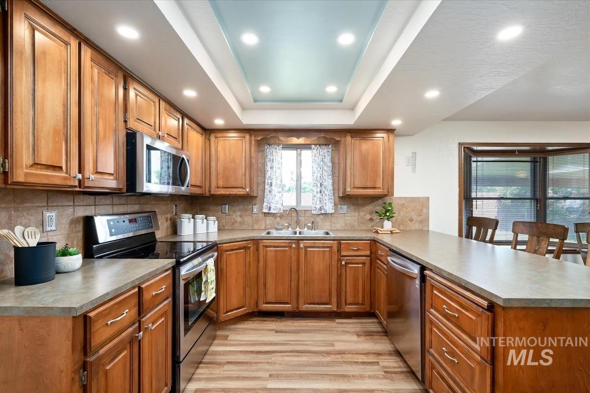82 S. Heather, Nampa, Idaho 83651, 3 Bedrooms, 2 Bathrooms, Residential For Sale, Price $419,900, 98993395