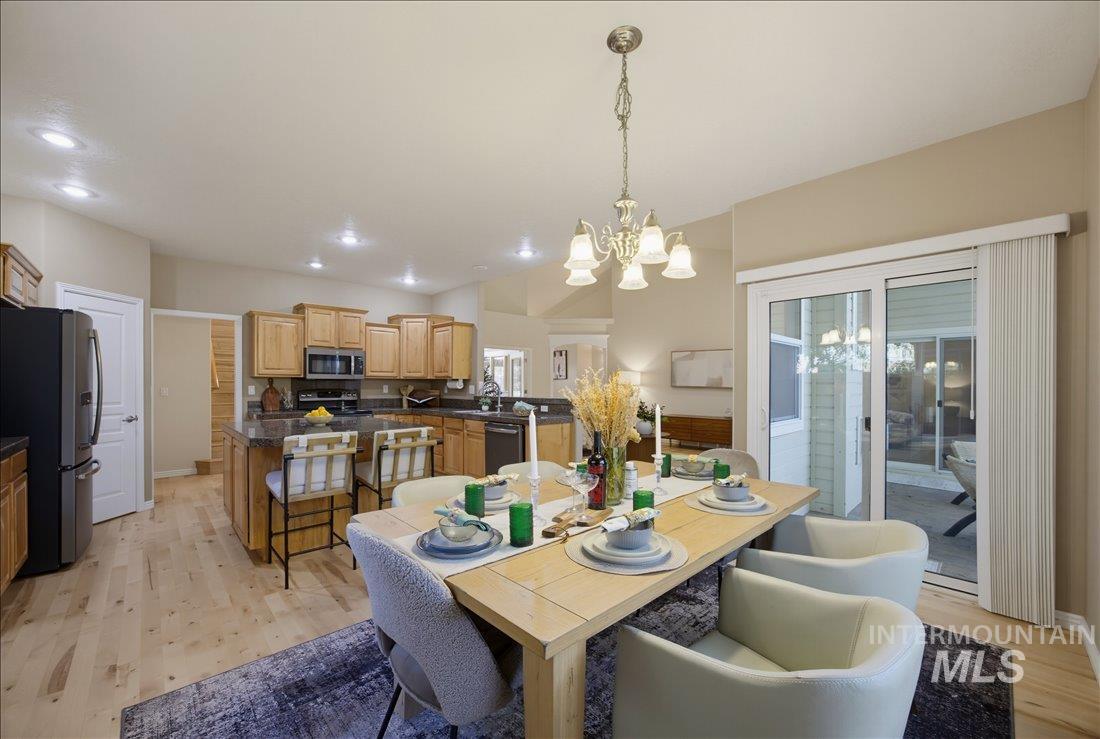 2147 E Kamay Dr, Meridian, Idaho 83646, 4 Bedrooms, 3.5 Bathrooms, Residential For Sale, Price $649,000, 98993396