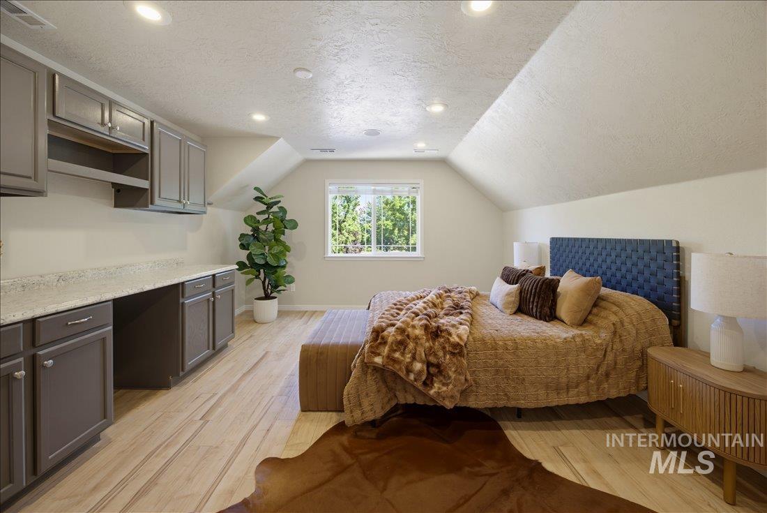 2147 E Kamay Dr, Meridian, Idaho 83646, 4 Bedrooms, 3.5 Bathrooms, Residential For Sale, Price $649,000, 98993396