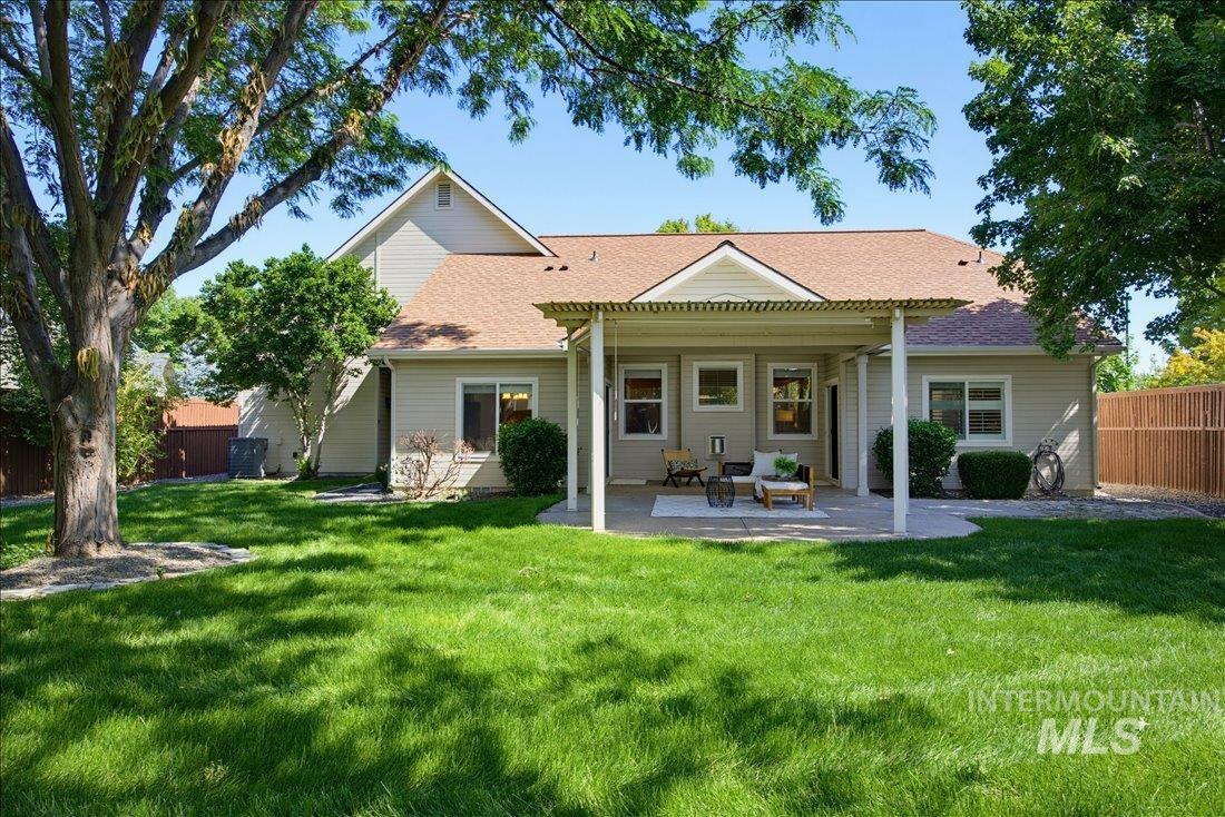 2147 E Kamay Dr, Meridian, Idaho 83646, 4 Bedrooms, 3.5 Bathrooms, Residential For Sale, Price $649,000, 98993396