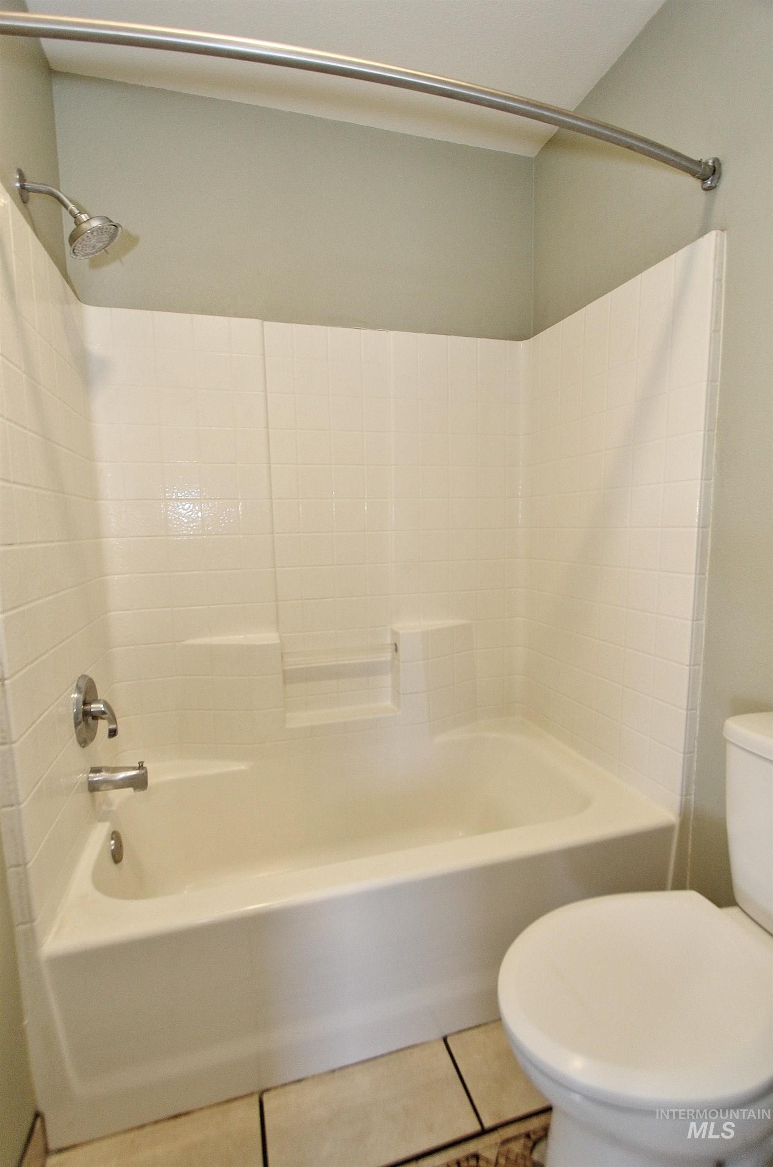 54 S Lollipop Dr., Nampa, Idaho 83687, 3 Bedrooms, 2 Bathrooms, Residential For Sale, Price $335,000, 98993397