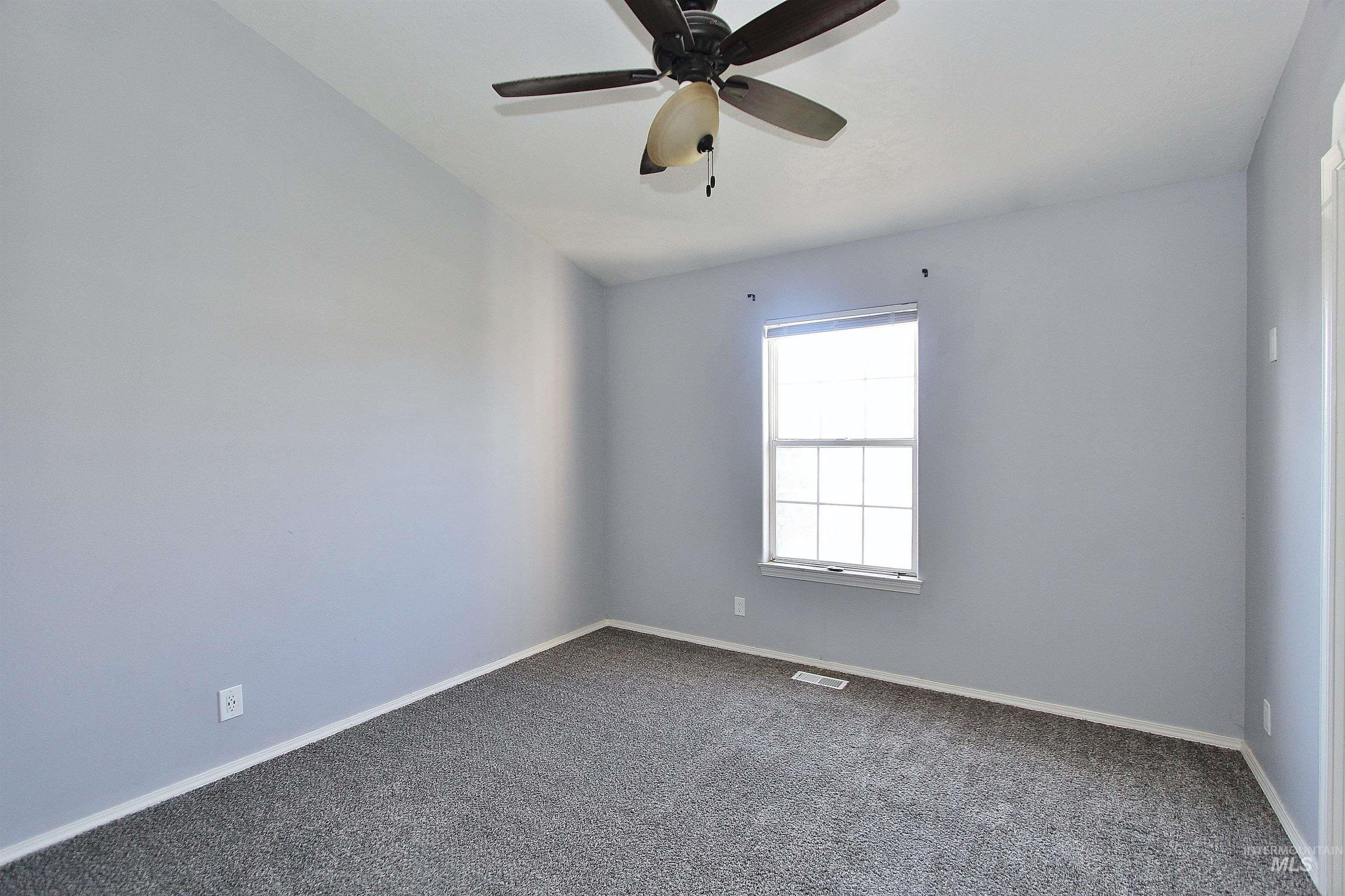 54 S Lollipop Dr., Nampa, Idaho 83687, 3 Bedrooms, 2 Bathrooms, Residential For Sale, Price $335,000, 98993397