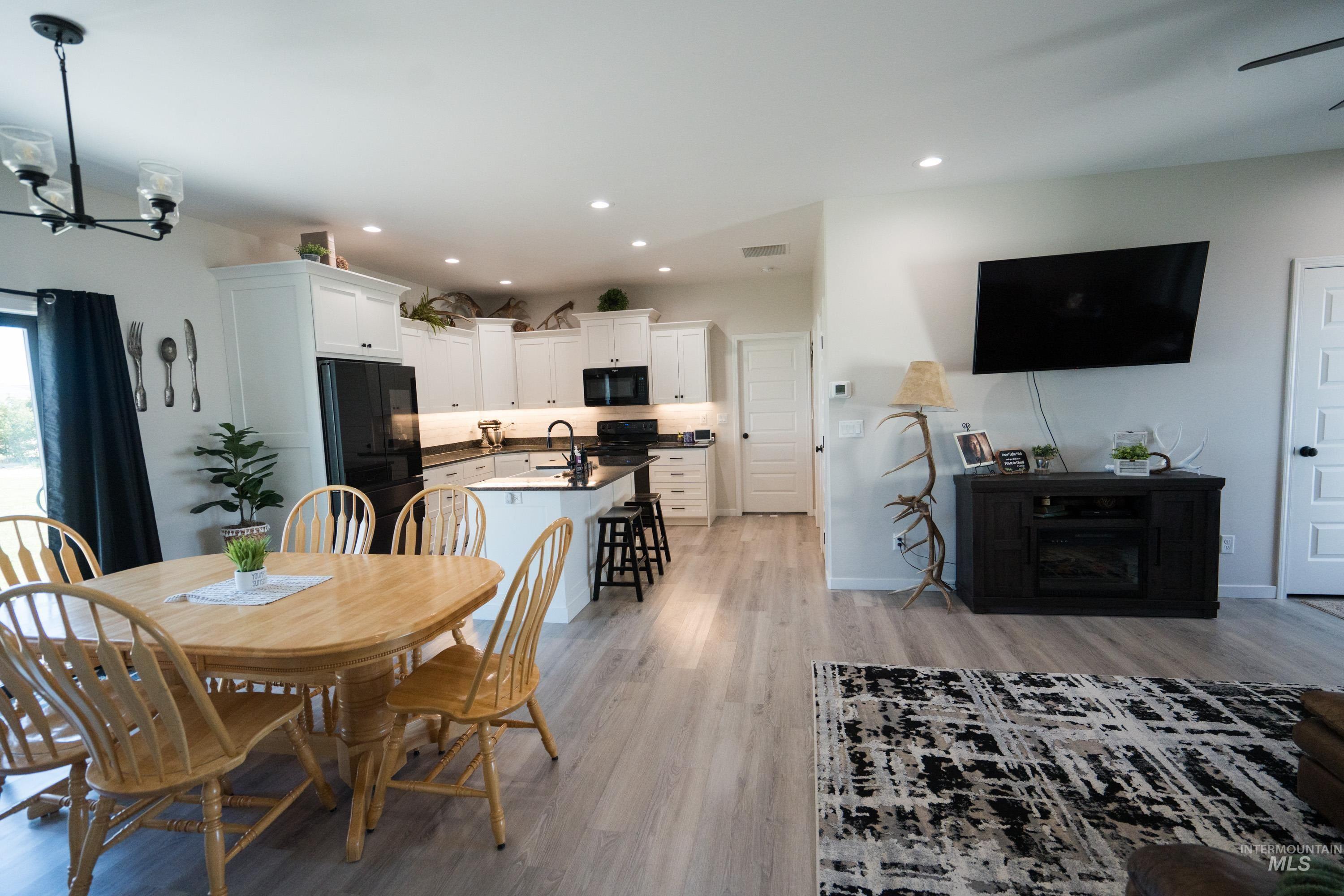 510 W Clark St, Paul, Idaho 83347, 4 Bedrooms, 2 Bathrooms, Residential For Sale, Price $375,000, 98993398