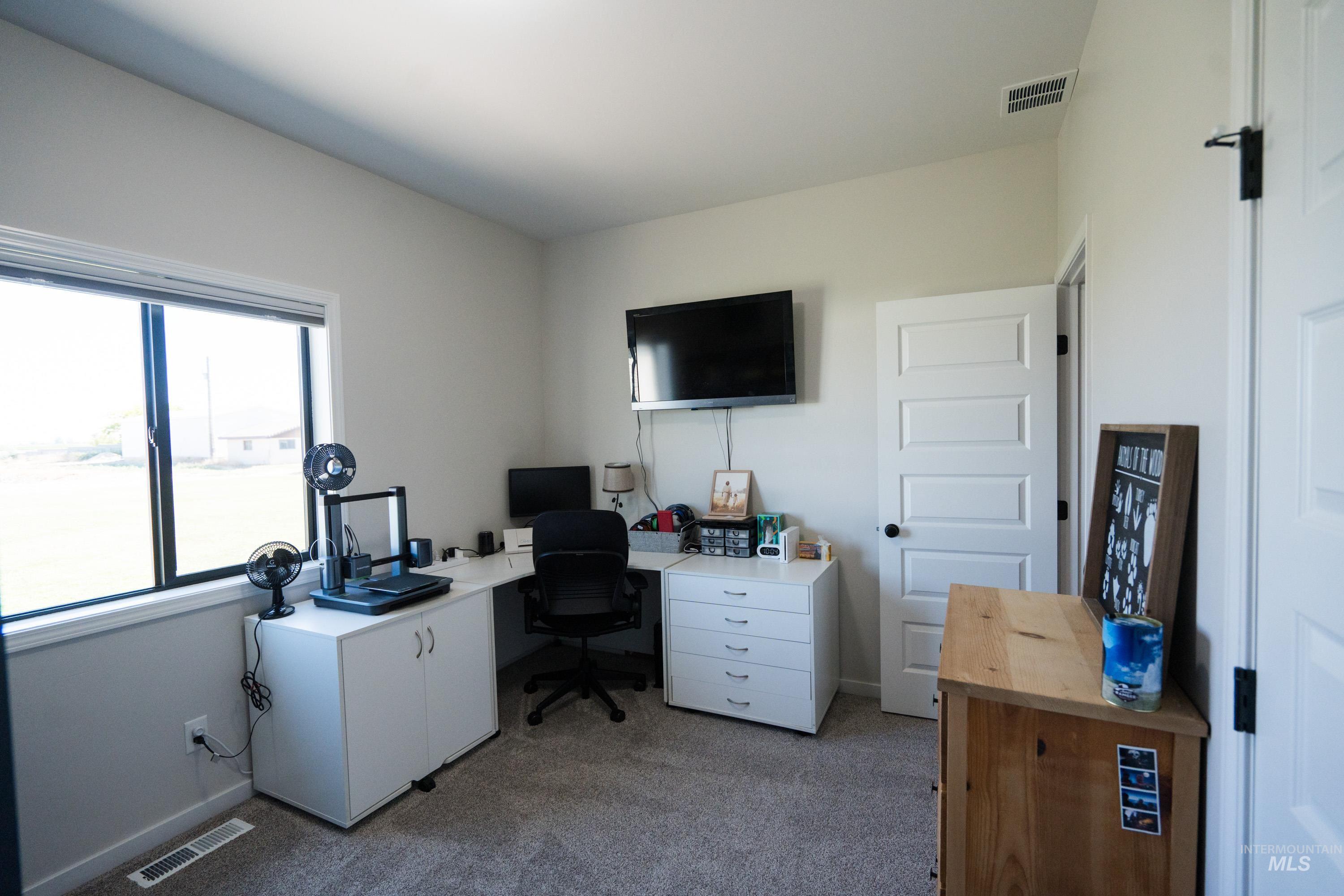 510 W Clark St, Paul, Idaho 83347, 4 Bedrooms, 2 Bathrooms, Residential For Sale, Price $375,000, 98993398