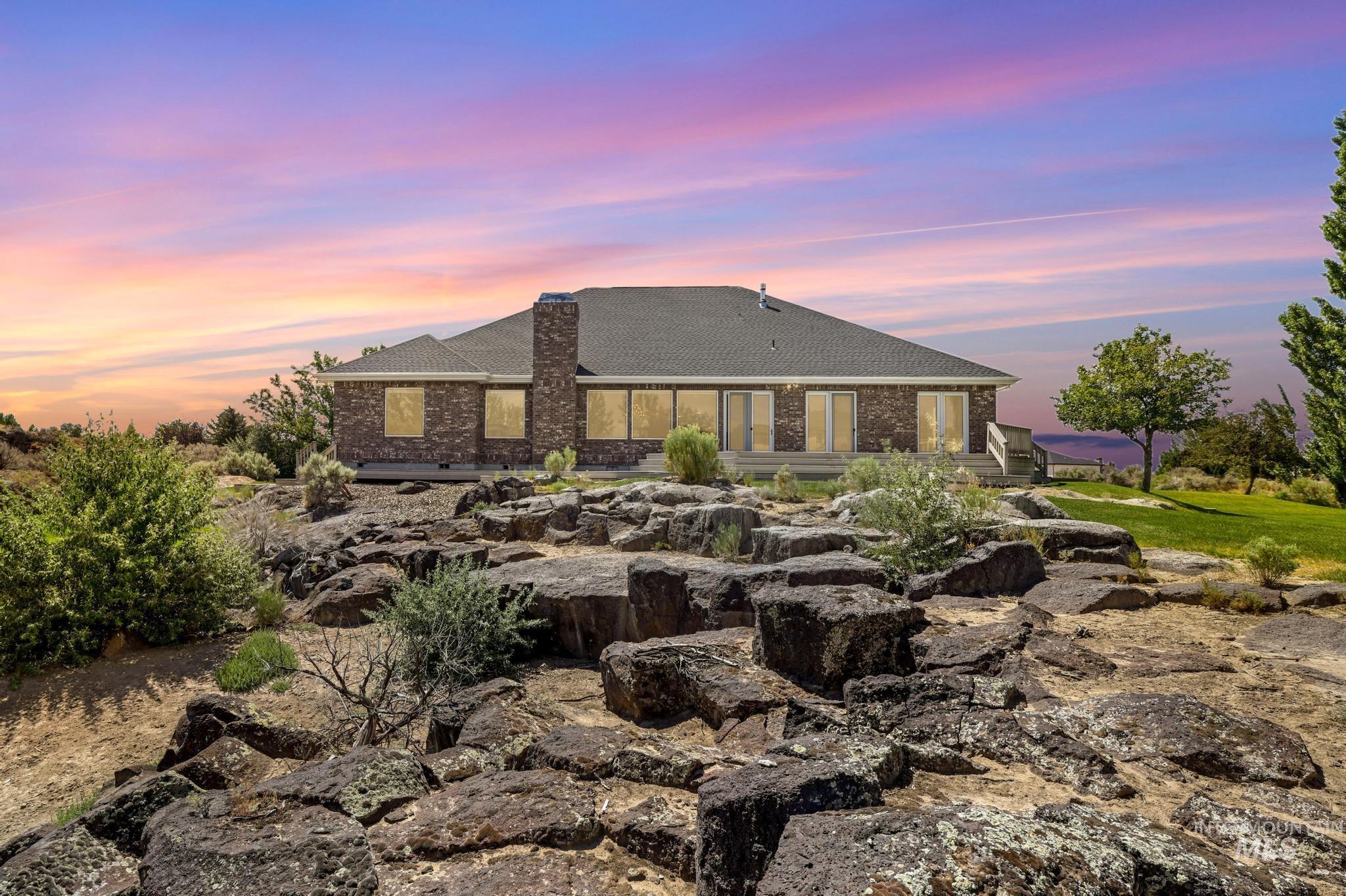4098 Hidden Lakes Drive, Kimberly, Idaho 83341, 4 Bedrooms, 2.5 Bathrooms, Residential For Sale, Price $850,000, 98993401