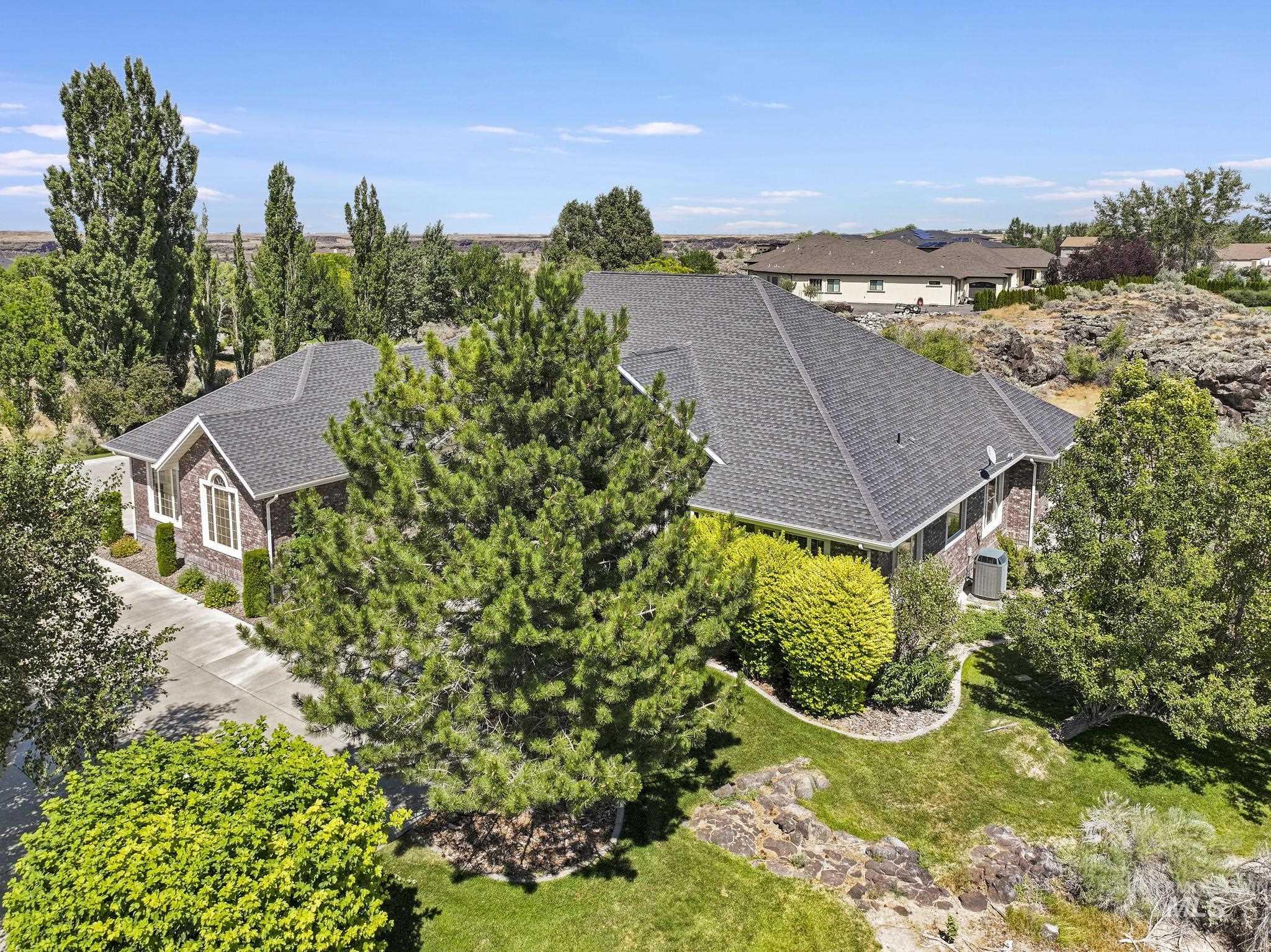 4098 Hidden Lakes Drive, Kimberly, Idaho 83341, 4 Bedrooms, 2.5 Bathrooms, Residential For Sale, Price $850,000, 98993401