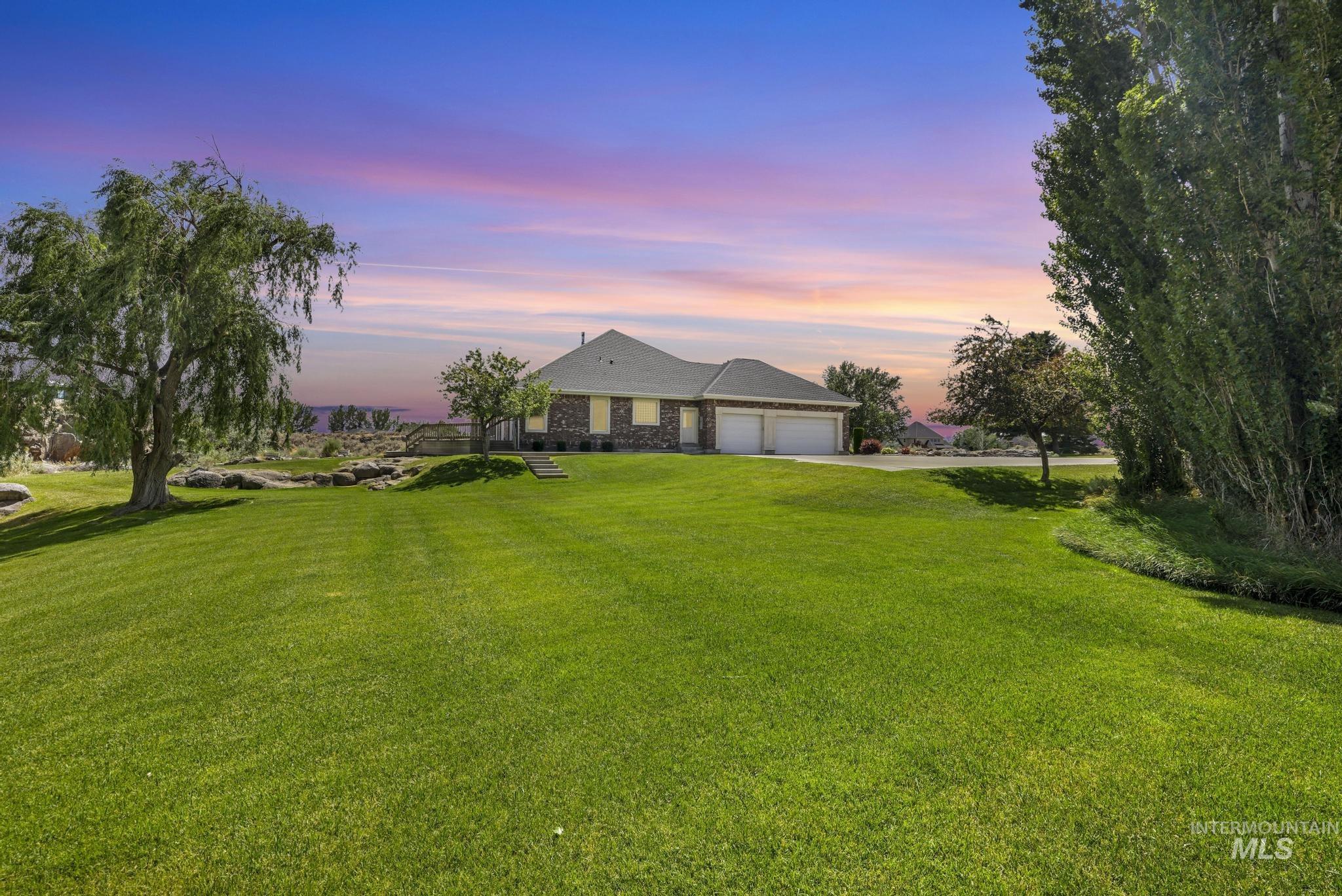 4098 Hidden Lakes Drive, Kimberly, Idaho 83341, 4 Bedrooms, 2.5 Bathrooms, Residential For Sale, Price $850,000, 98993401