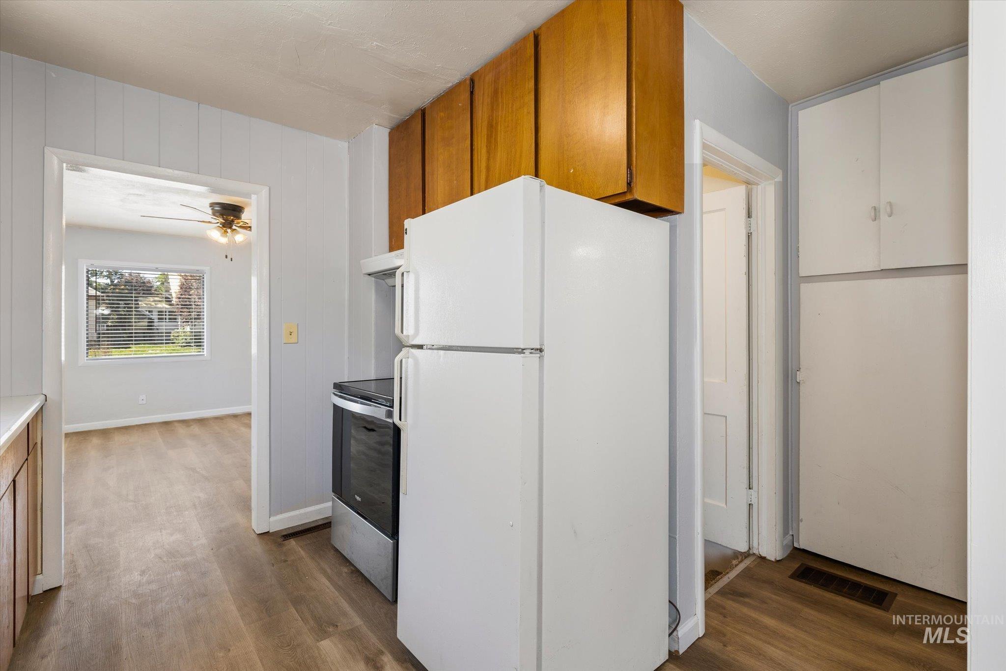 918 W 3rd St, Weiser, Idaho 83672, 3 Bedrooms, 2 Bathrooms, Residential For Sale, Price $319,500, 98993405