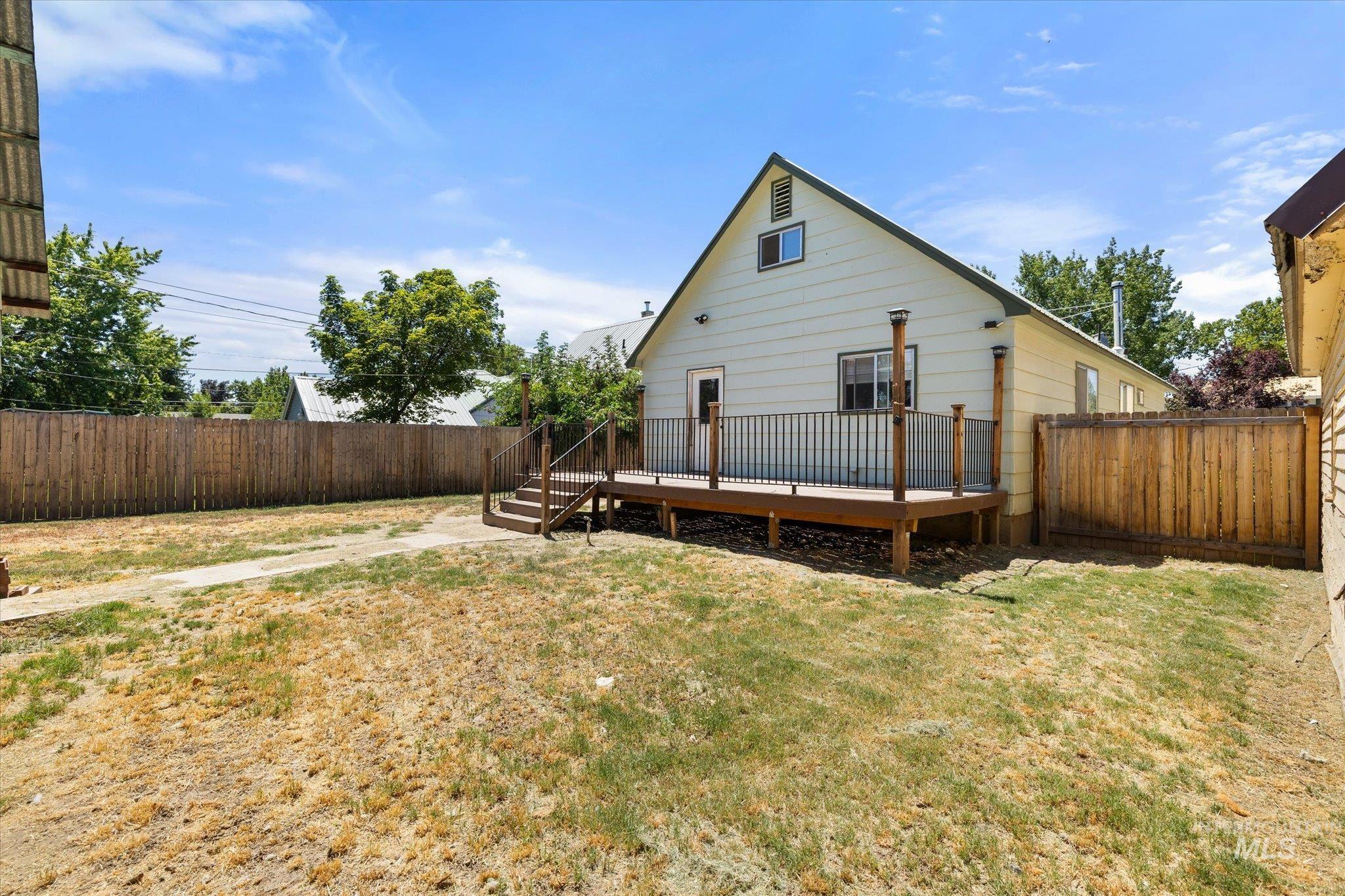 918 W 3rd St, Weiser, Idaho 83672, 3 Bedrooms, 2 Bathrooms, Residential For Sale, Price $319,500, 98993405