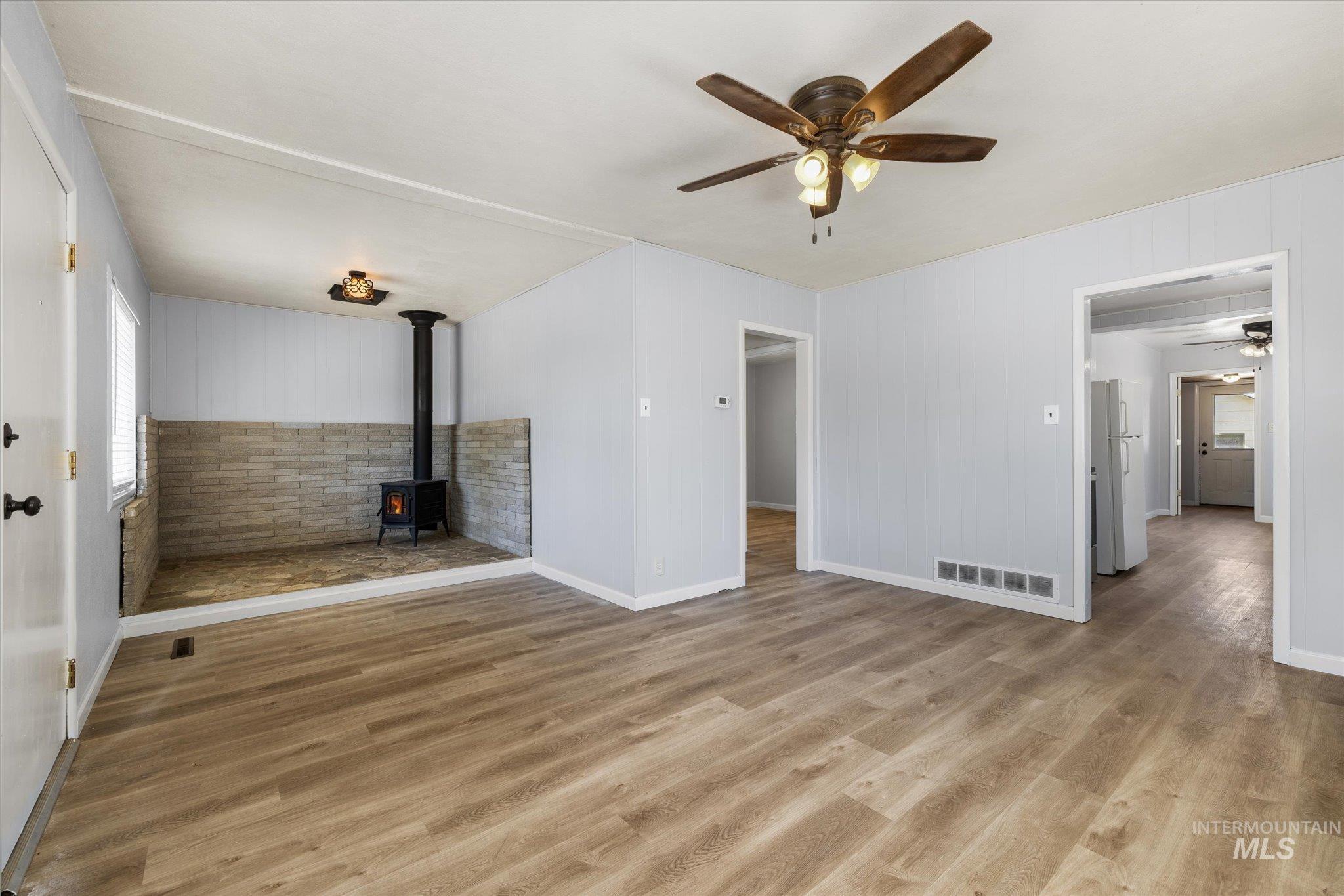 918 W 3rd St, Weiser, Idaho 83672, 3 Bedrooms, 2 Bathrooms, Residential For Sale, Price $319,500, 98993405