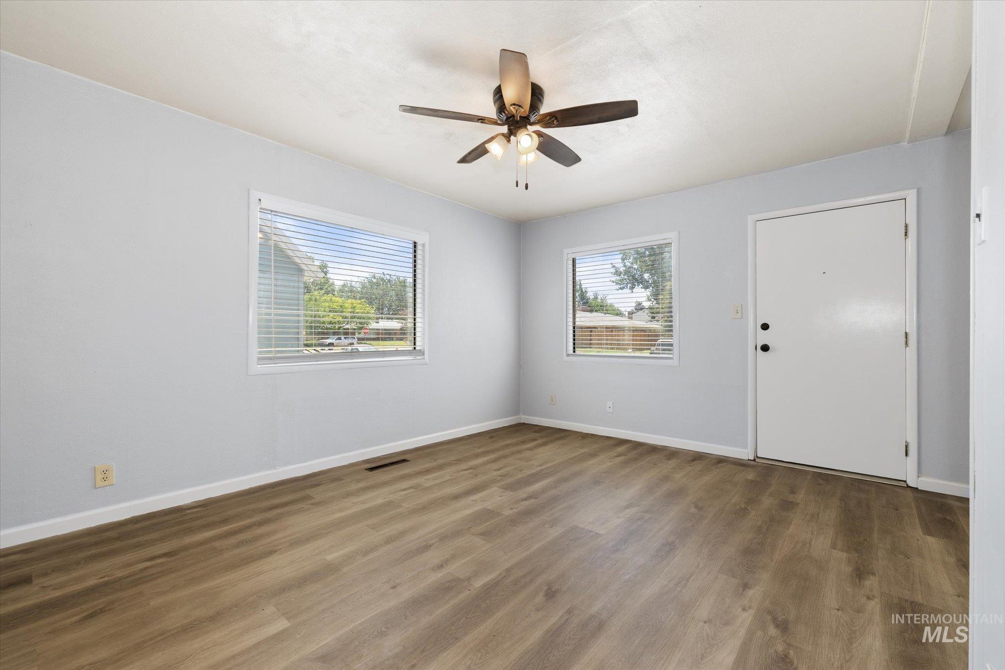 918 W 3rd St, Weiser, Idaho 83672, 3 Bedrooms, 2 Bathrooms, Residential For Sale, Price $319,500, 98993405