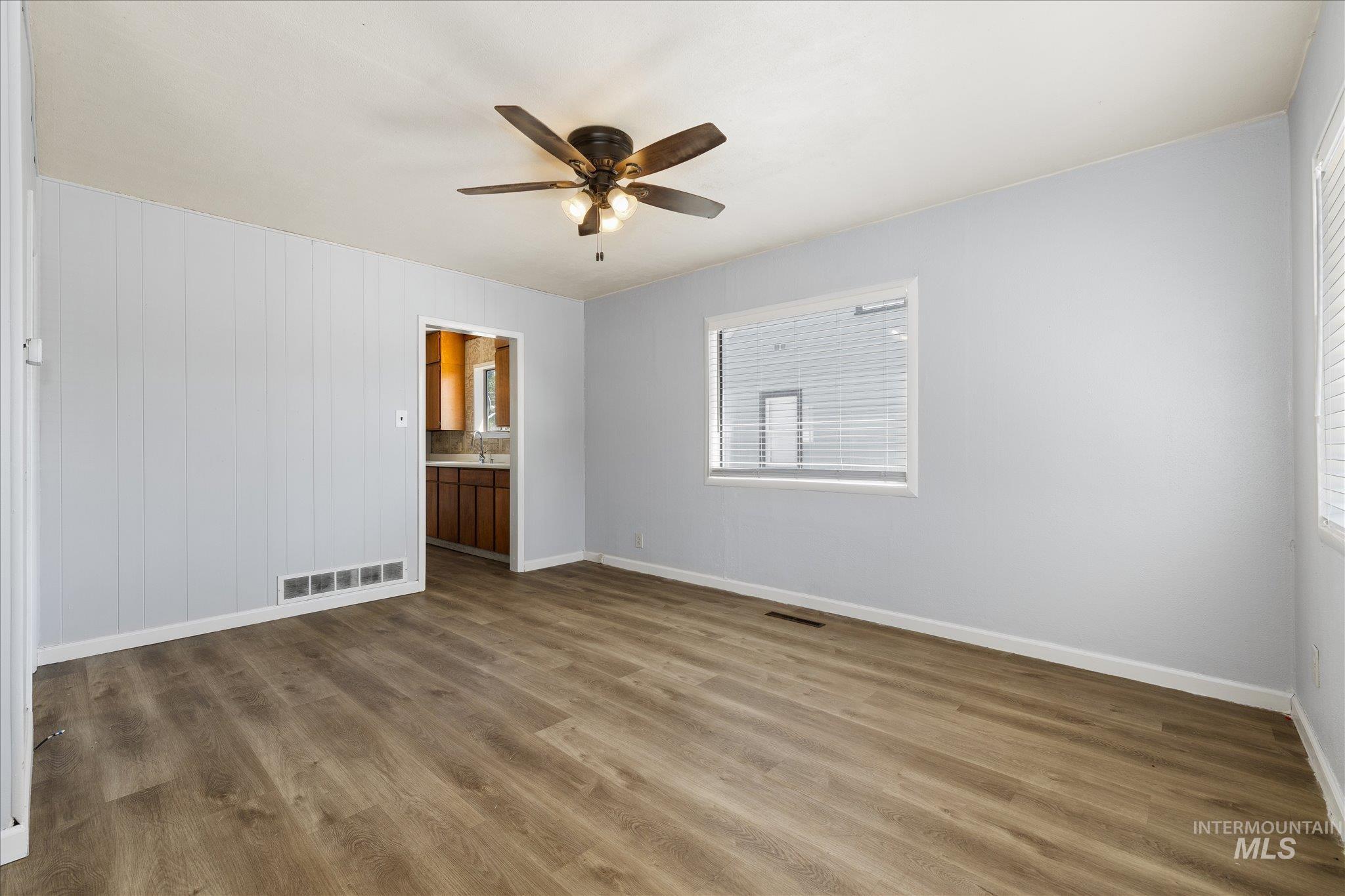 918 W 3rd St, Weiser, Idaho 83672, 3 Bedrooms, 2 Bathrooms, Residential For Sale, Price $319,500, 98993405