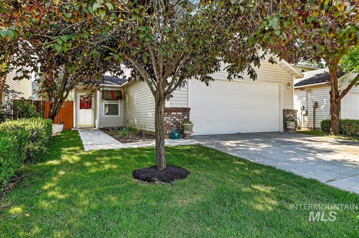 9643 W Weir Hollis Dr, Boise, Idaho 83709, 3 Bedrooms, 2 Bathrooms, Residential For Sale, Price $374,900, 98993409