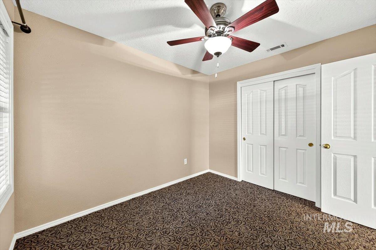 9643 W Weir Hollis Dr, Boise, Idaho 83709, 3 Bedrooms, 2 Bathrooms, Residential For Sale, Price $374,900, 98993409