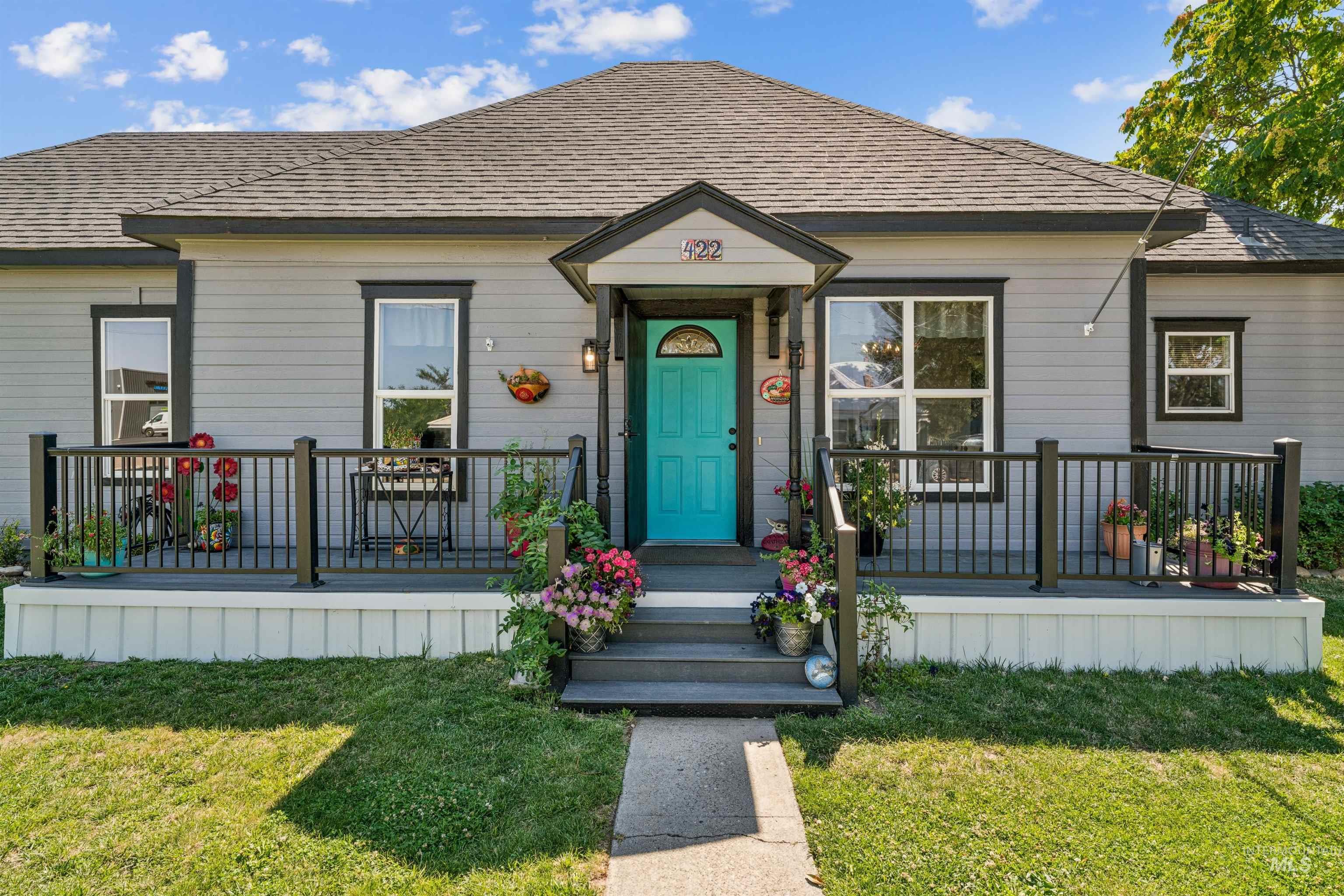 422 Maple Avenue, Emmett, Idaho 83617, 3 Bedrooms, 2 Bathrooms, Residential For Sale, Price $360,000, 98993410