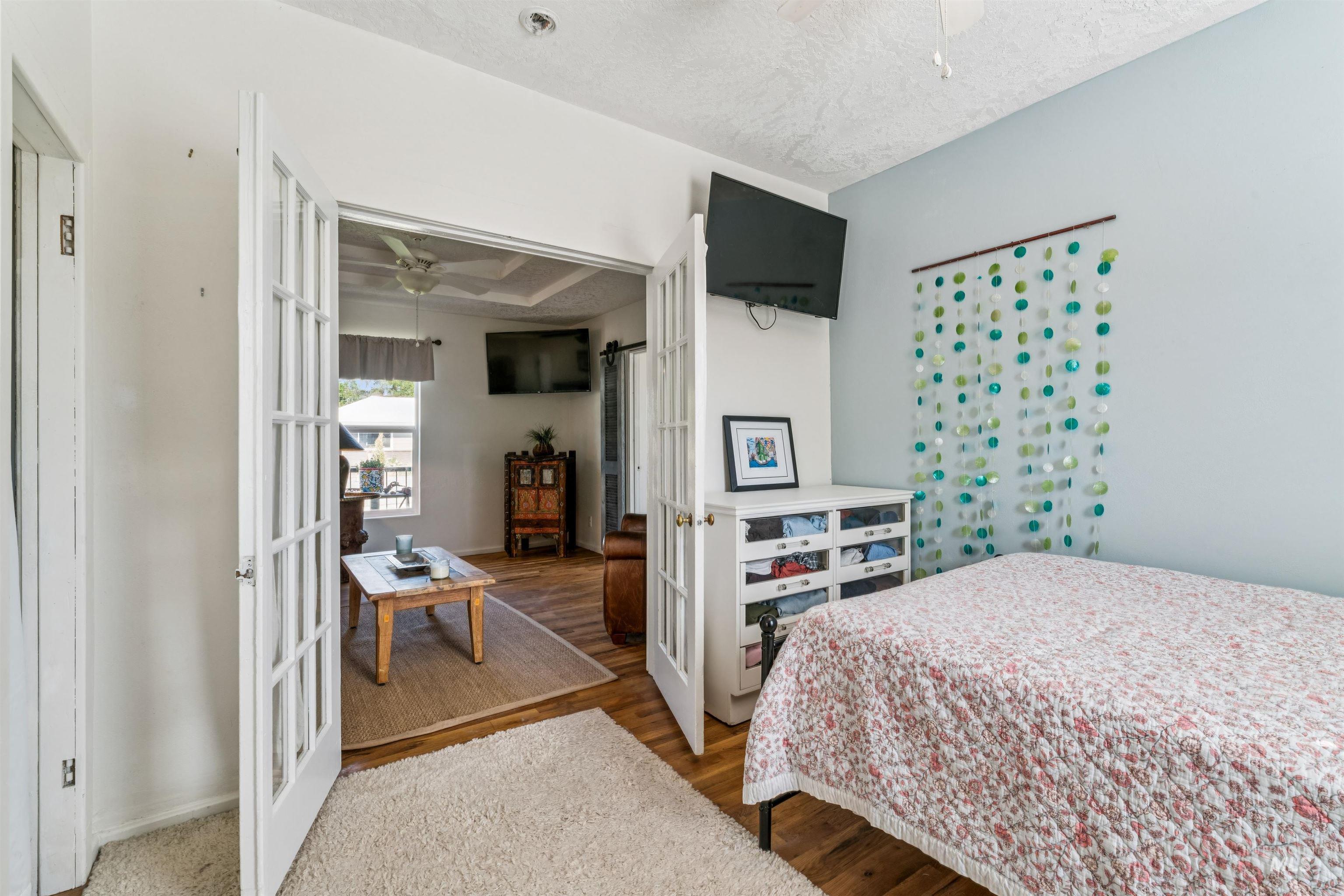 422 Maple Avenue, Emmett, Idaho 83617, 3 Bedrooms, 2 Bathrooms, Residential For Sale, Price $360,000, 98993410
