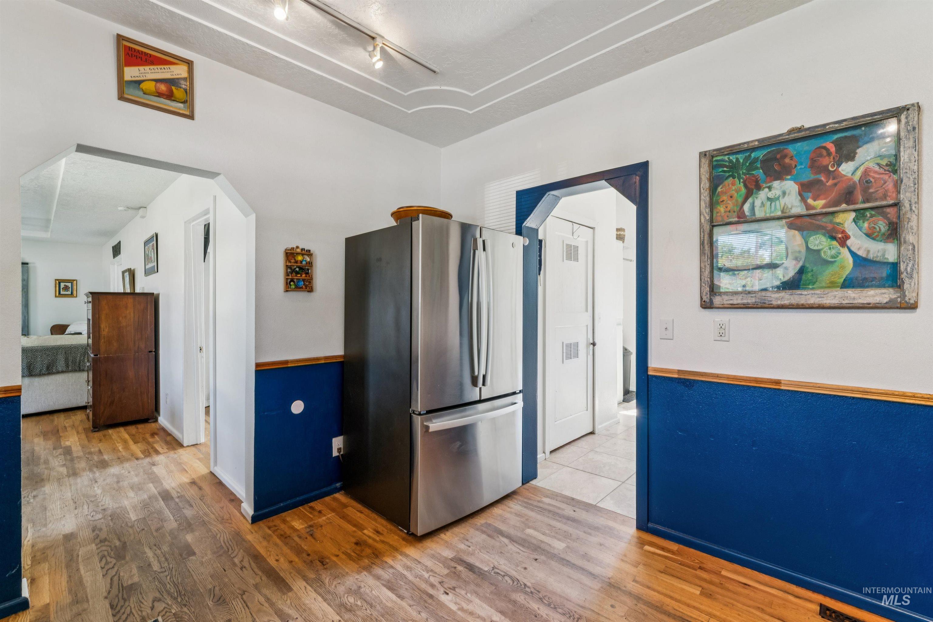 422 Maple Avenue, Emmett, Idaho 83617, 3 Bedrooms, 2 Bathrooms, Residential For Sale, Price $360,000, 98993410