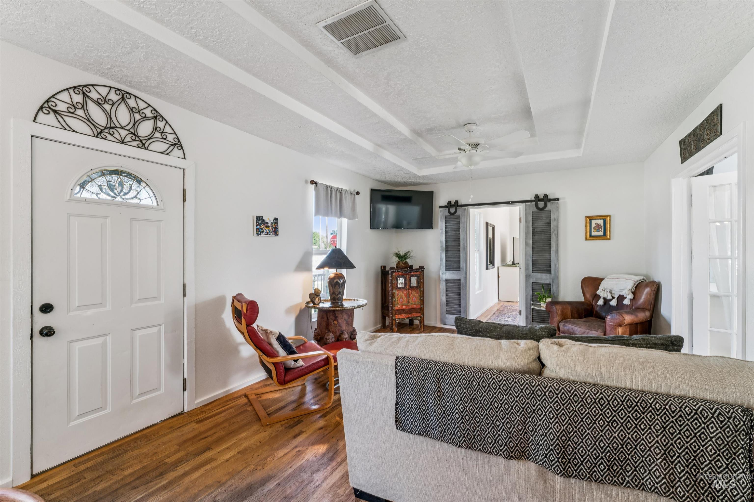 422 Maple Avenue, Emmett, Idaho 83617, 3 Bedrooms, 2 Bathrooms, Residential For Sale, Price $360,000, 98993410