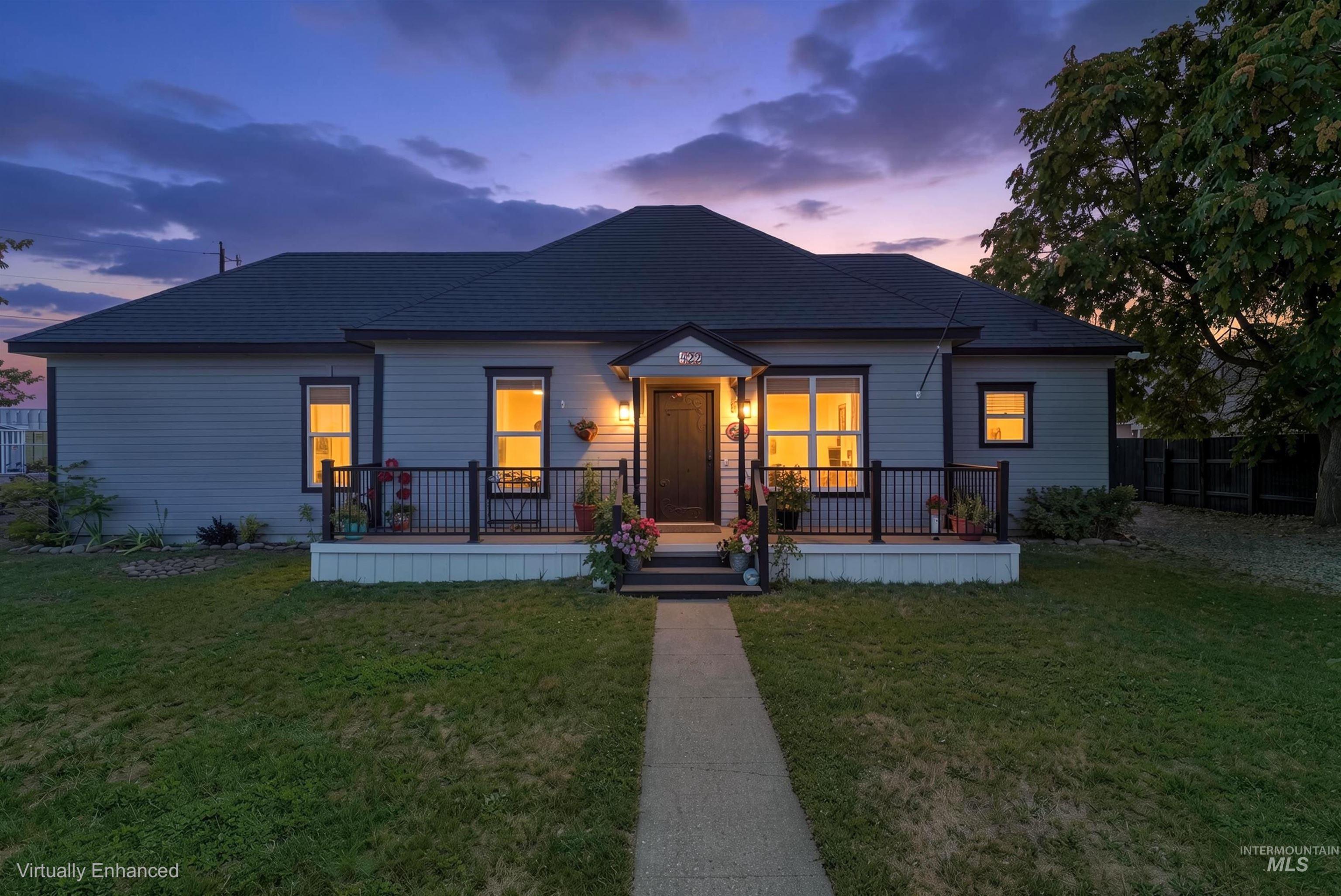 422 Maple Avenue, Emmett, Idaho 83617, 3 Bedrooms, 2 Bathrooms, Residential For Sale, Price $360,000, 98993410