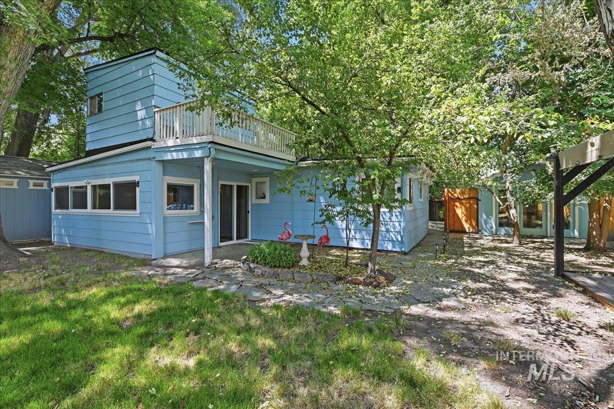 3201 W Bellomy Ln, Boise, Idaho 83703, 3 Bedrooms, 2 Bathrooms, Residential For Sale, Price $550,000, 98993411