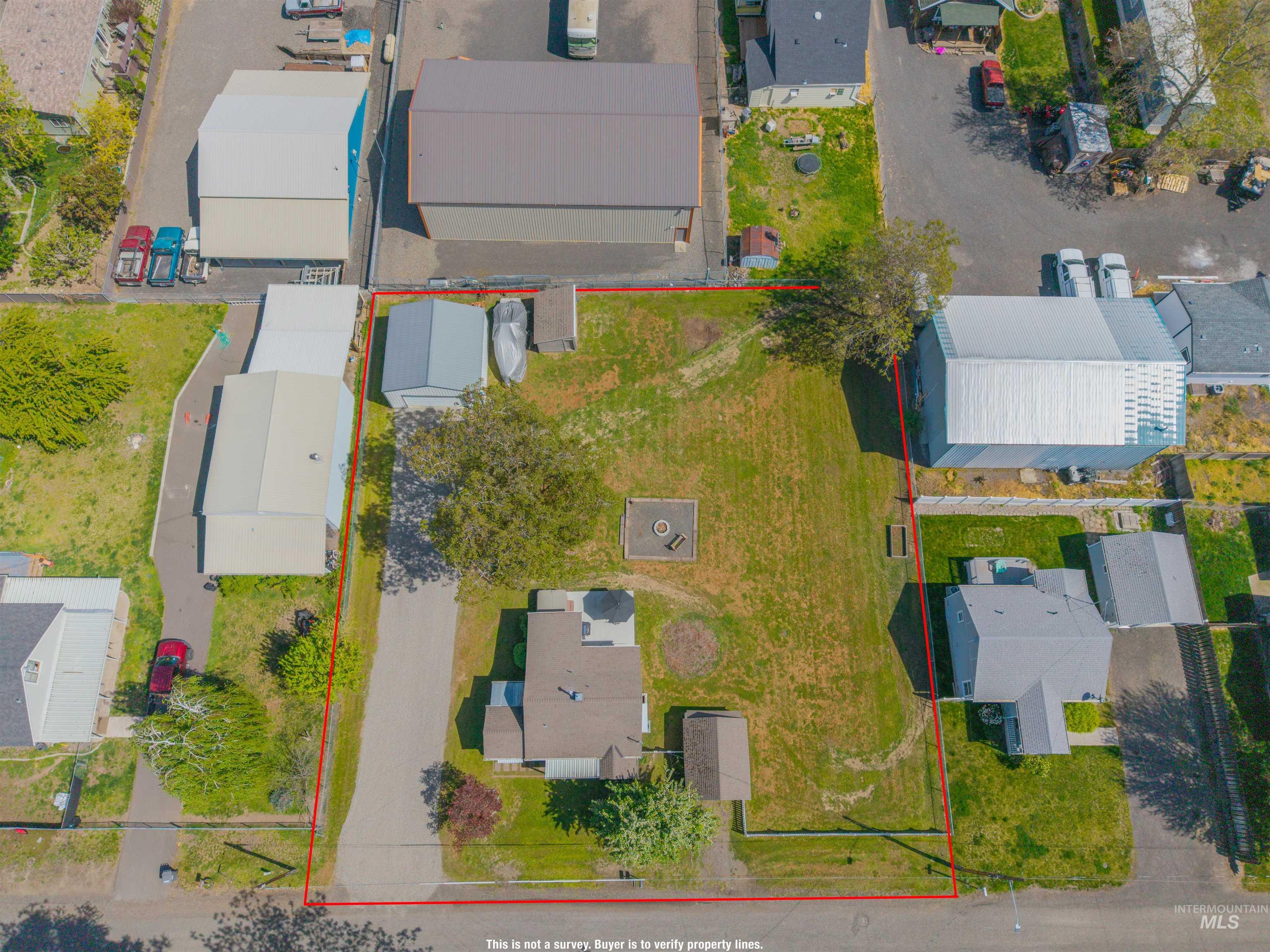1047 Francis Street, Clarkston, Washington 99403, 2 Bedrooms, 1.5 Bathrooms, Residential For Sale, Price $279,000, 98993412