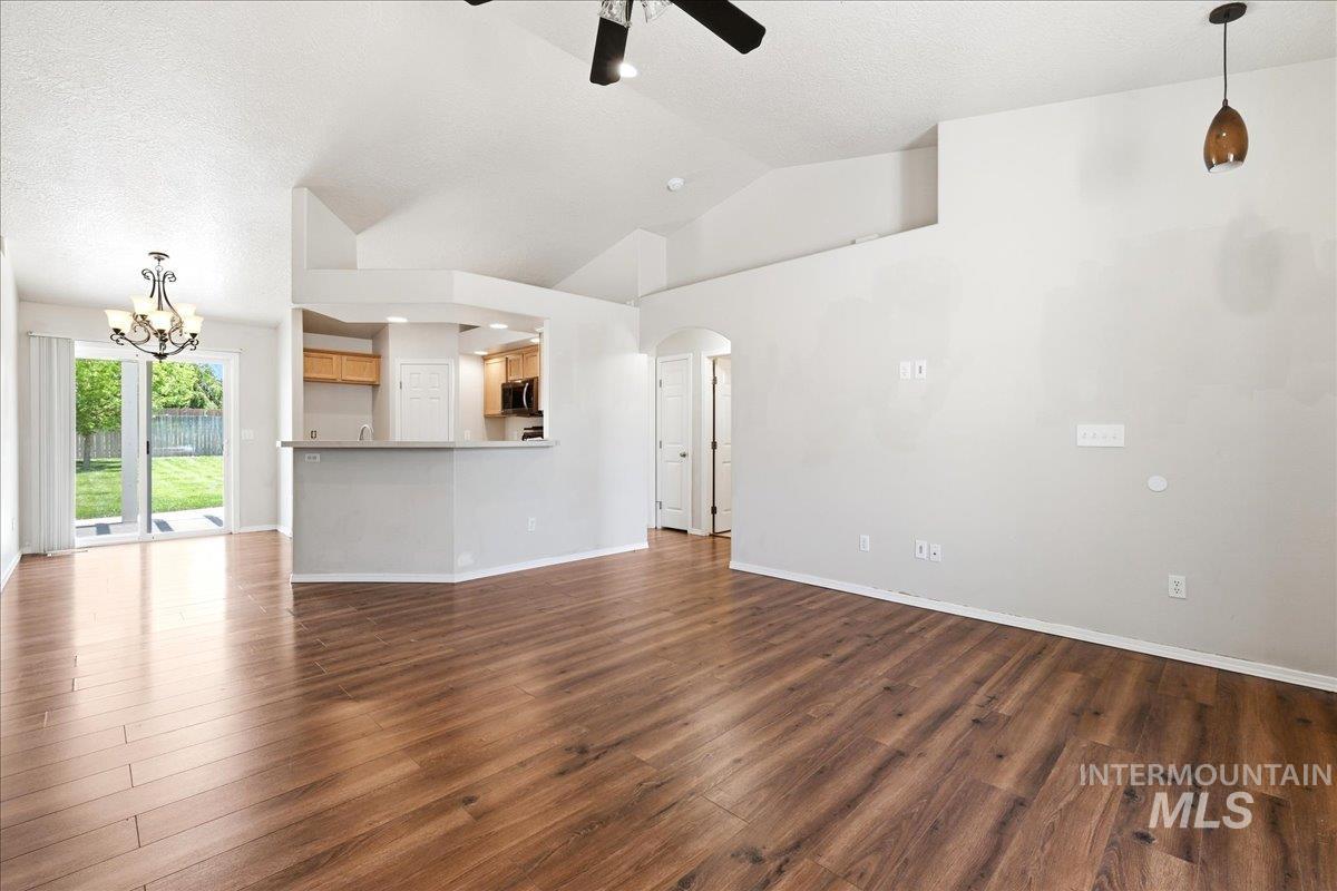 19854 Montclair Way, Caldwell, Idaho 83605, 3 Bedrooms, 2 Bathrooms, Residential For Sale, Price $369,900, 98993414