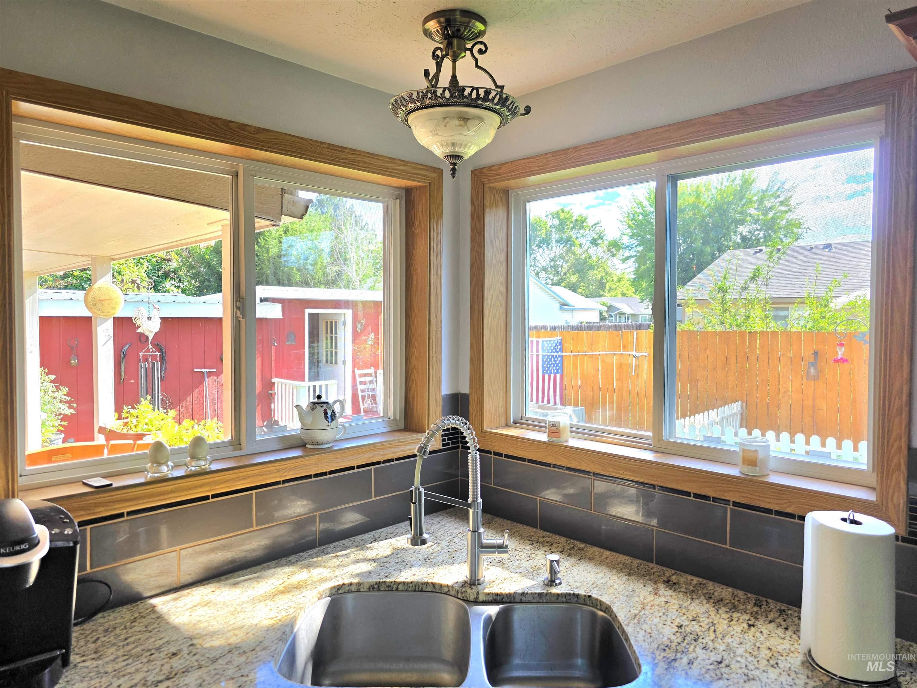 123 S Campbell Ave, Middleton, Idaho 83644, 3 Bedrooms, 2 Bathrooms, Residential For Sale, Price $470,000, 98993415