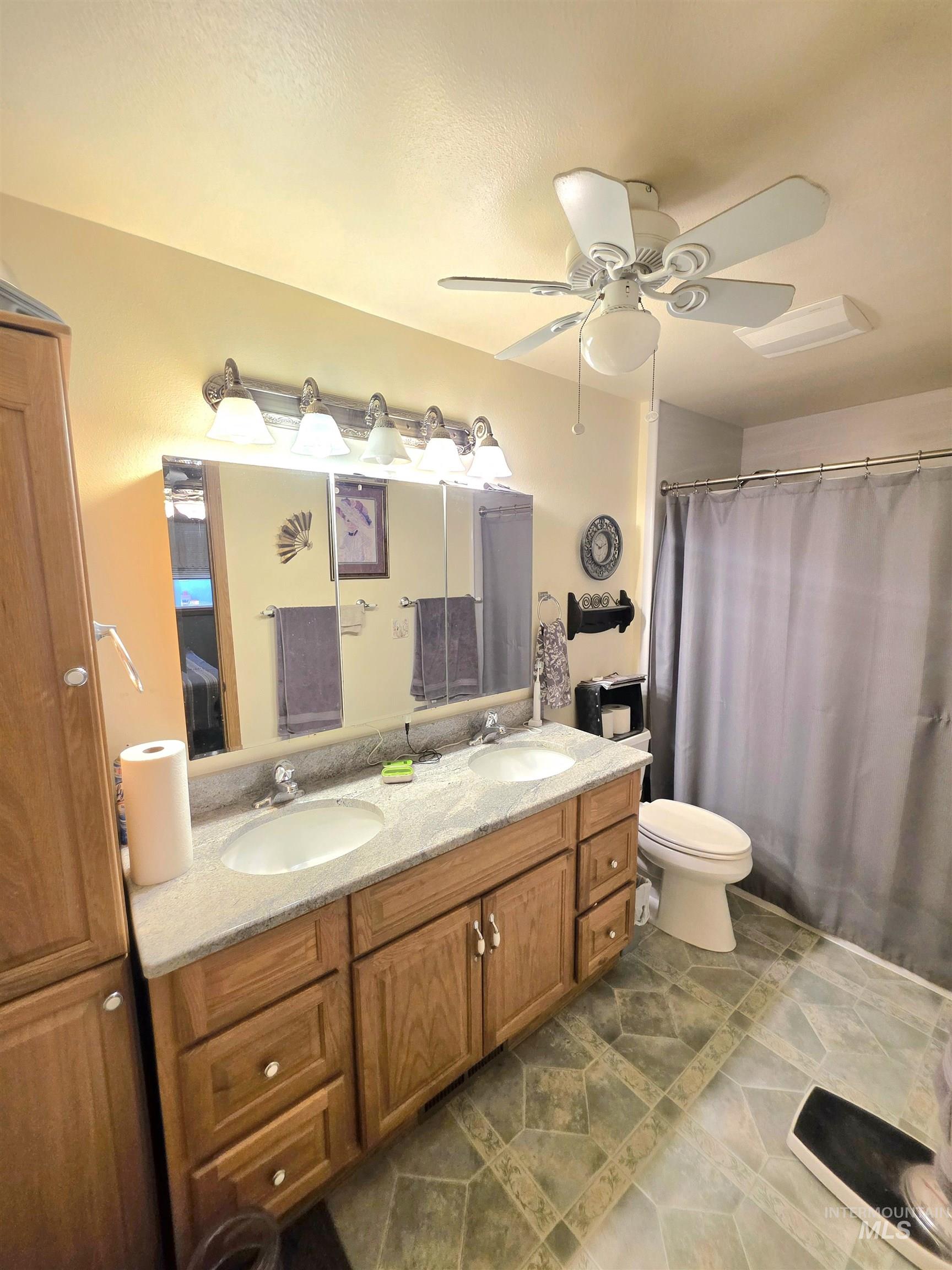 123 S Campbell Ave, Middleton, Idaho 83644, 3 Bedrooms, 2 Bathrooms, Residential For Sale, Price $470,000, 98993415