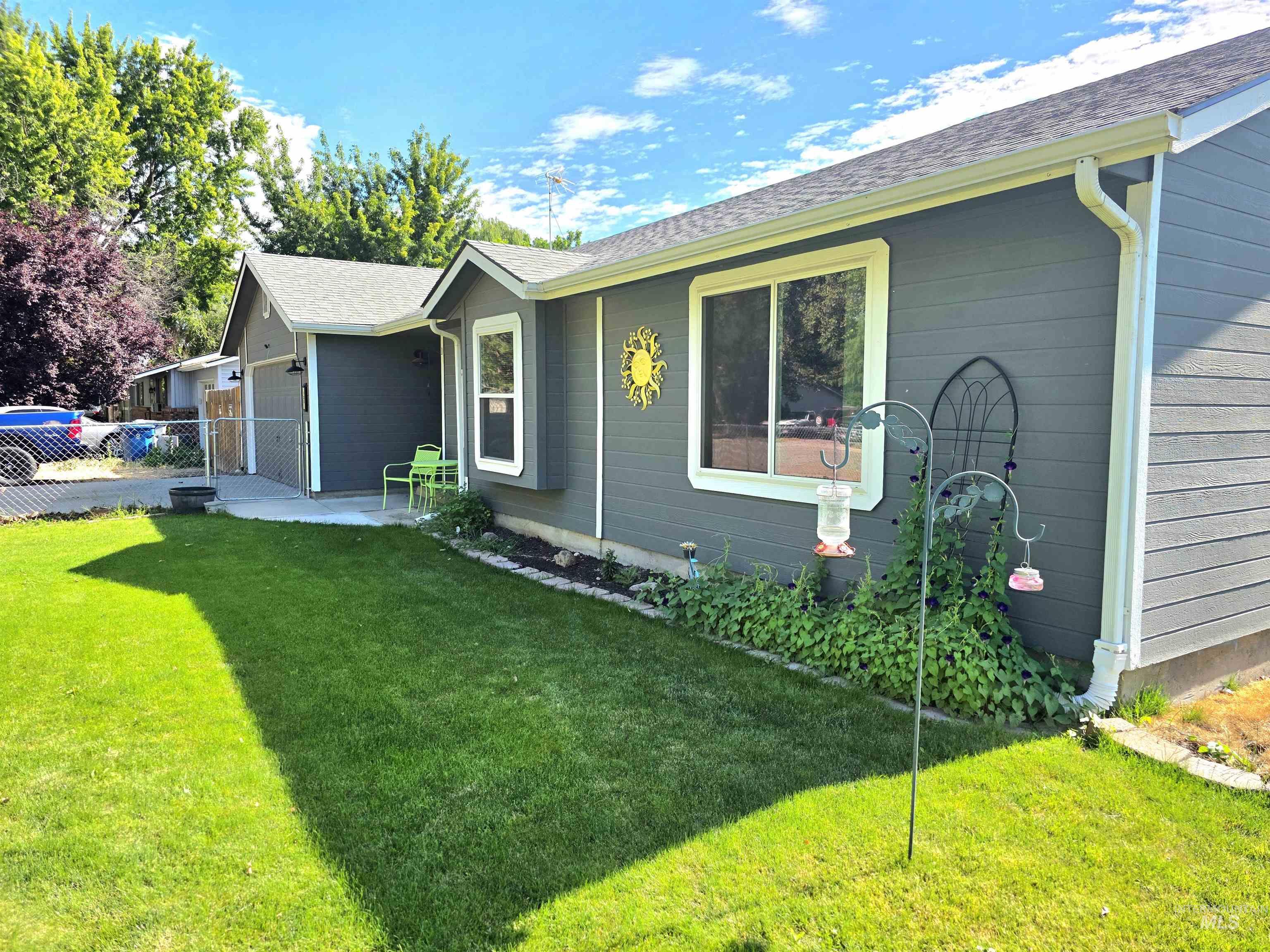 123 S Campbell Ave, Middleton, Idaho 83644, 3 Bedrooms, 2 Bathrooms, Residential For Sale, Price $470,000, 98993415