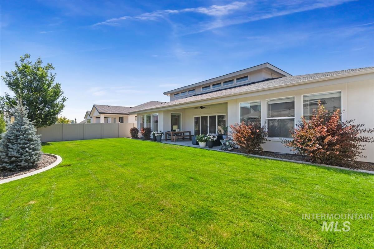 1008 E Osorno Dr, Kuna, Idaho 83634, 5 Bedrooms, 3.5 Bathrooms, Residential For Sale, Price $899,900, 98993416
