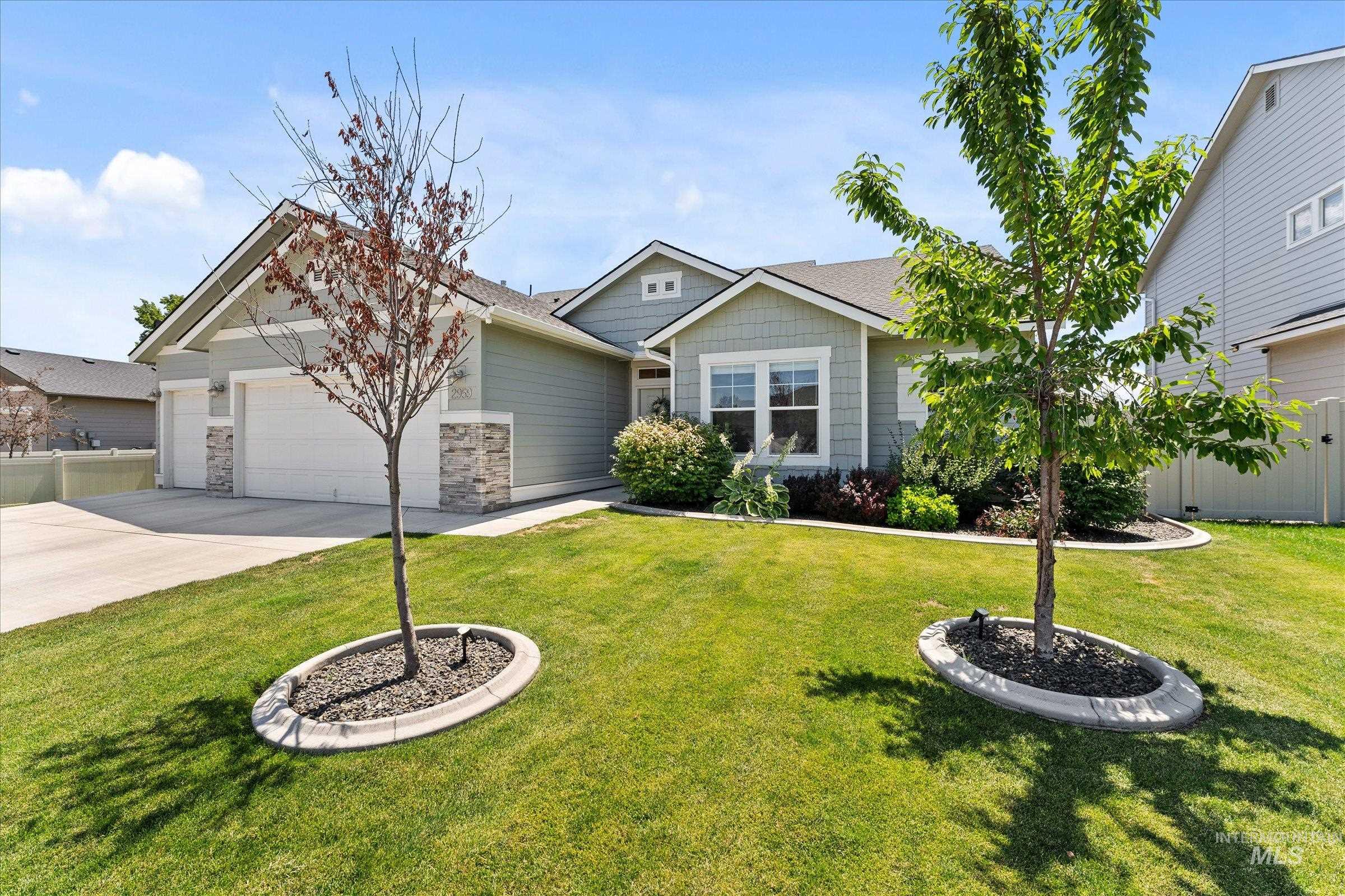 2959 W Sandalwood St, Meridian, Idaho 83646, 4 Bedrooms, 2 Bathrooms, Residential For Sale, Price $667,000, 98993419