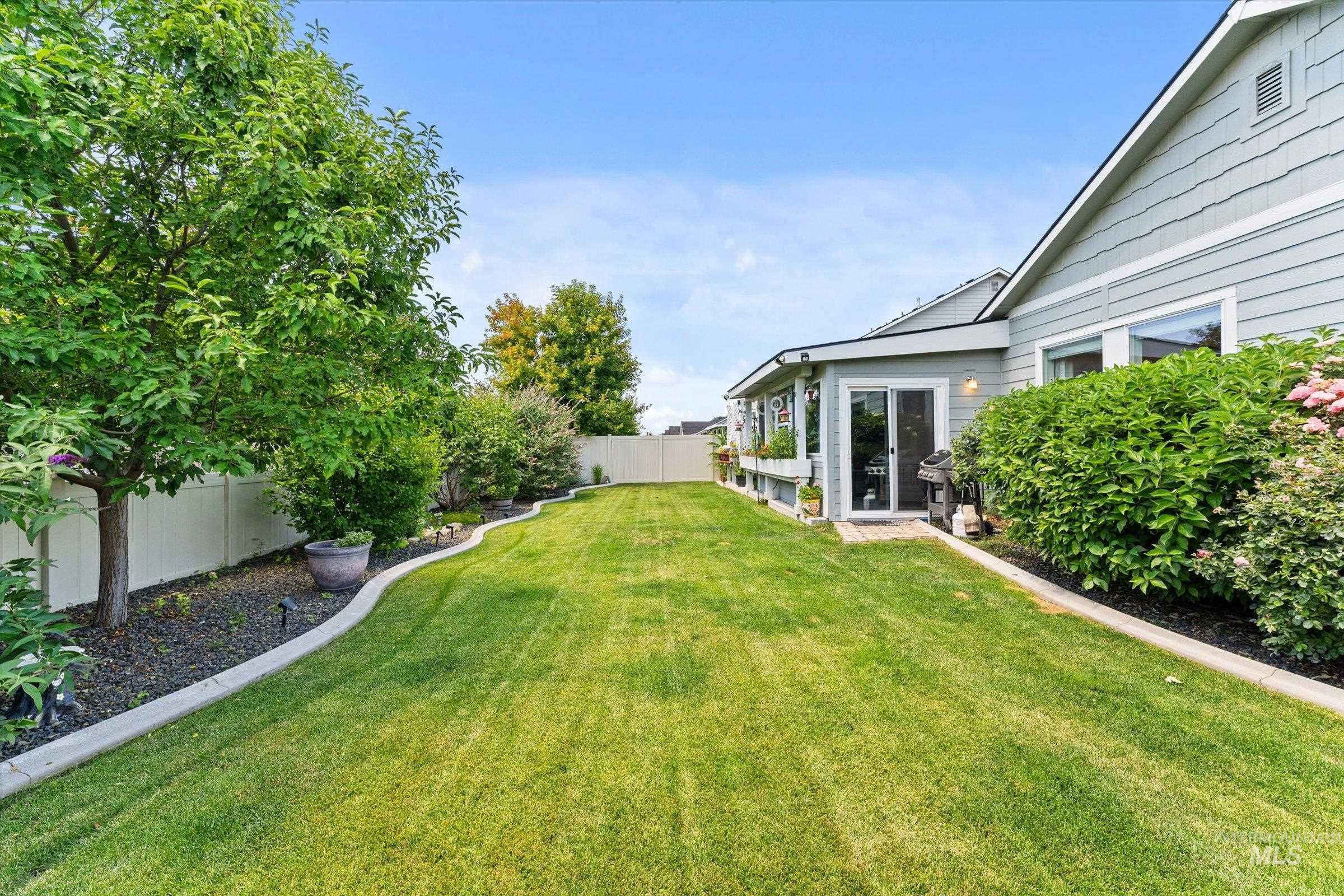 2959 W Sandalwood St, Meridian, Idaho 83646, 4 Bedrooms, 2 Bathrooms, Residential For Sale, Price $667,000, 98993419