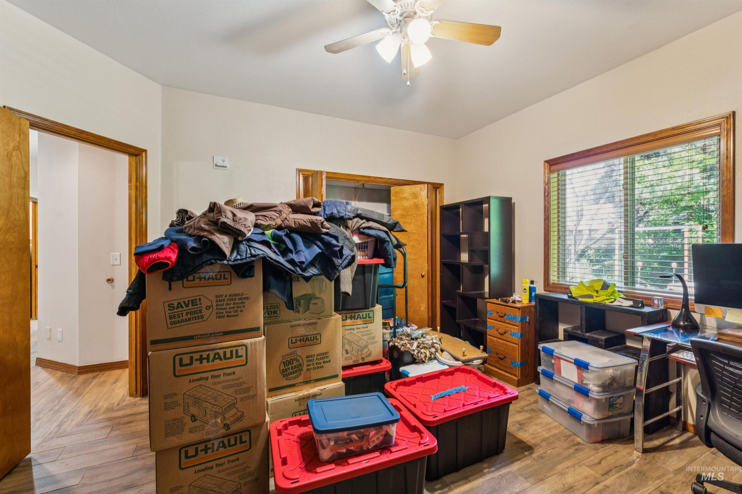 5108 W Cove St, Garden City, Idaho 83714, 2 Bedrooms, 2 Bathrooms, Residential For Sale, Price $560,000, 98993420
