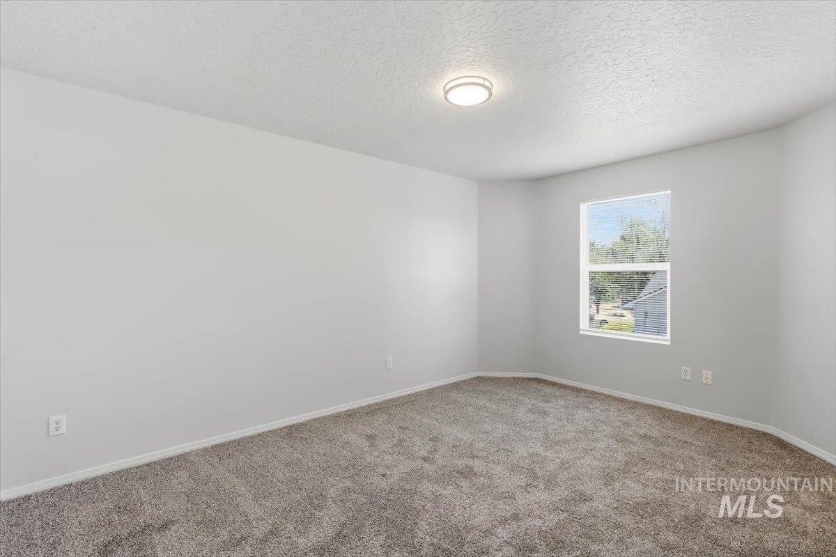 17676 N Armstead Ave, Nampa, Idaho 83687, 4 Bedrooms, 2.5 Bathrooms, Residential For Sale, Price $433,500, 98993423