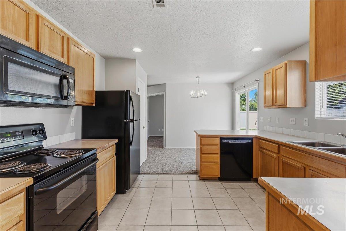 17676 N Armstead Ave, Nampa, Idaho 83687, 4 Bedrooms, 2.5 Bathrooms, Residential For Sale, Price $433,500, 98993423