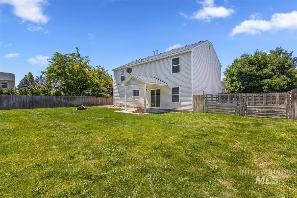 17676 N Armstead Ave, Nampa, Idaho 83687, 4 Bedrooms, 2.5 Bathrooms, Residential For Sale, Price $433,500, 98993423