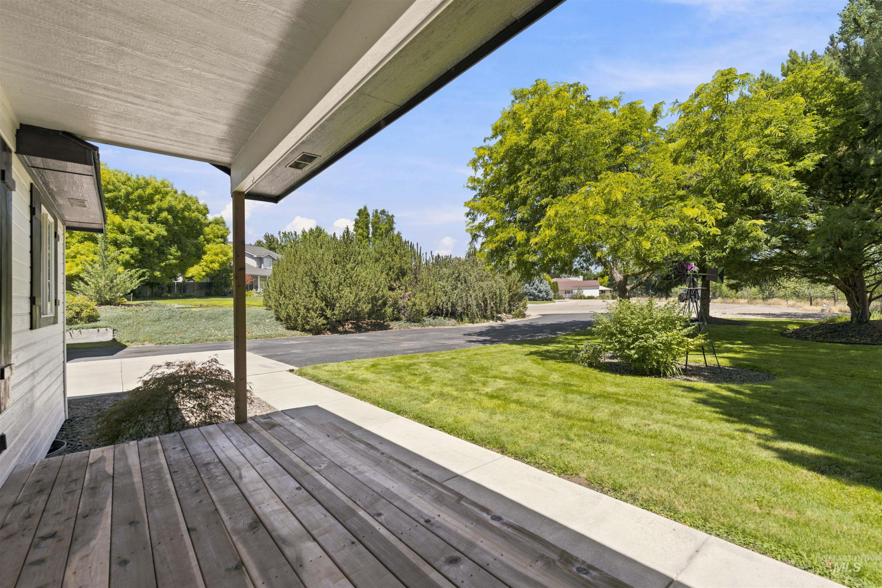 24864 Coventry Drive, Caldwell, Idaho 83607, 3 Bedrooms, 2 Bathrooms, Residential For Sale, Price $874,900, 98993424