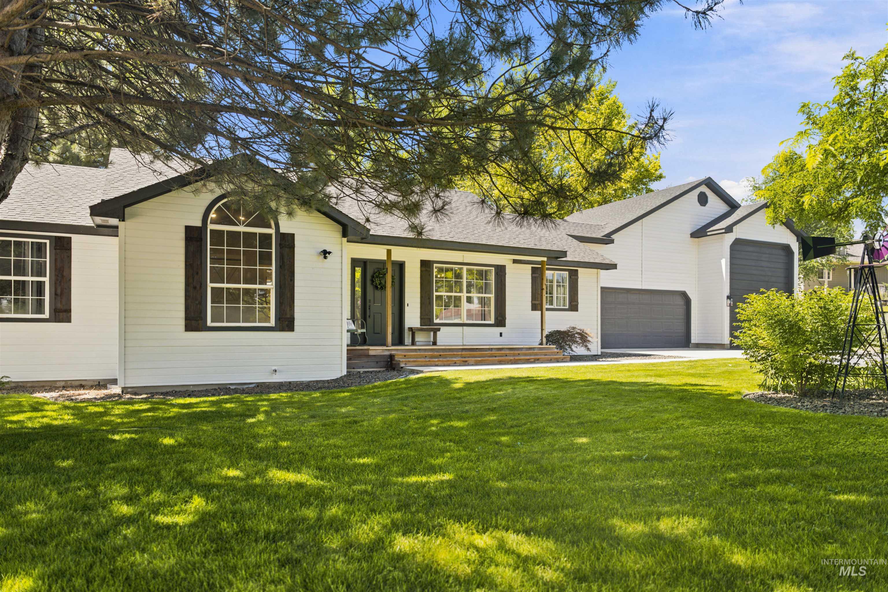 24864 Coventry Drive, Caldwell, Idaho 83607, 3 Bedrooms, 2 Bathrooms, Residential For Sale, Price $874,900, 98993424