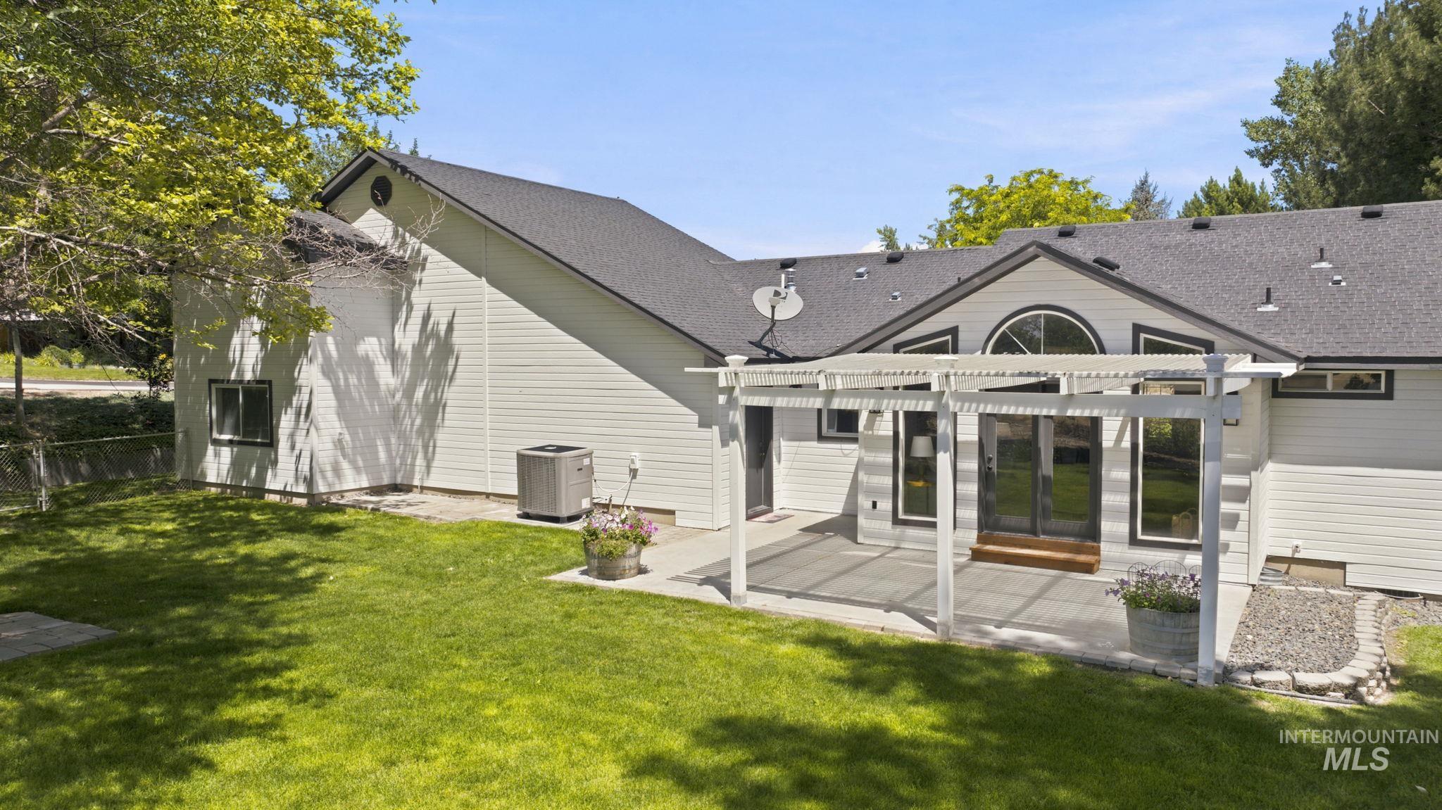 24864 Coventry Drive, Caldwell, Idaho 83607, 3 Bedrooms, 2 Bathrooms, Residential For Sale, Price $874,900, 98993424