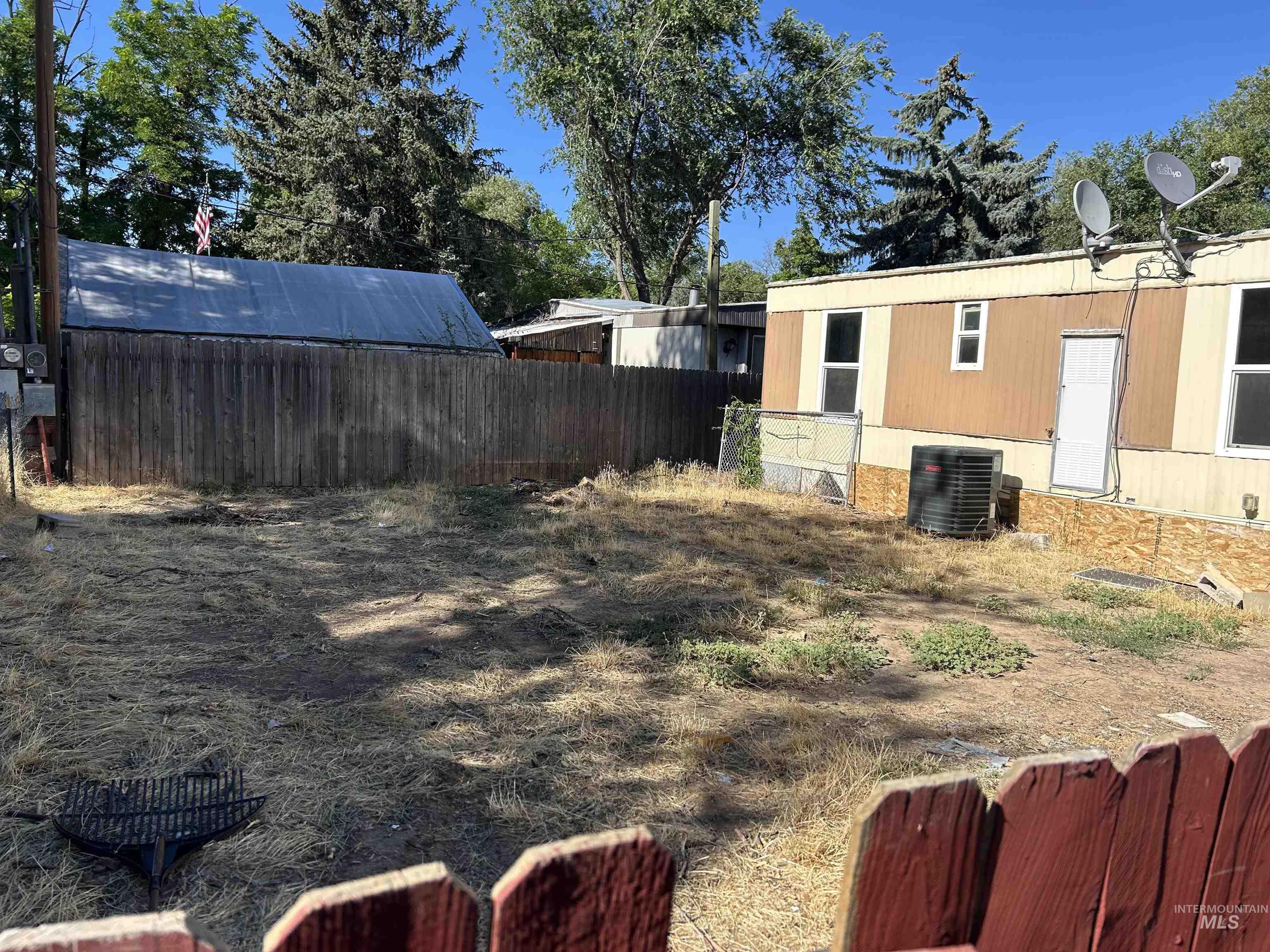 2960 N Linda Vista Ln, Boise, Idaho 83704, 2 Bedrooms, 1 Bathroom, Residential For Sale, Price $24,900,MLS 98993425